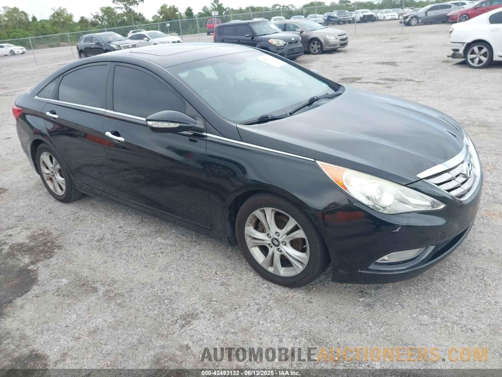 5NPEC4AC0BH001698 HYUNDAI SONATA 2011