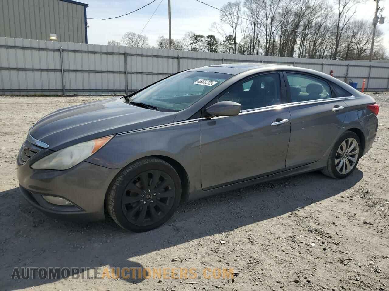 5NPEC4AC0BH134607 HYUNDAI SONATA 2011