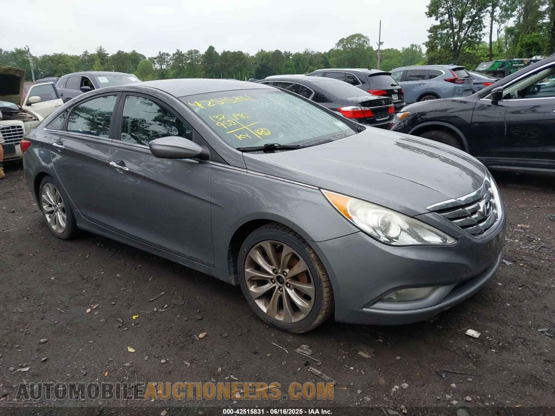 5NPEC4AC1DH680366 HYUNDAI SONATA 2013