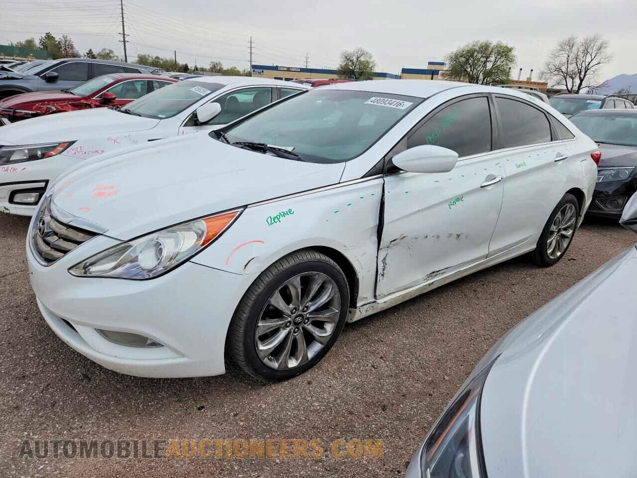 5NPEC4AC2BH091114 HYUNDAI SONATA 2011