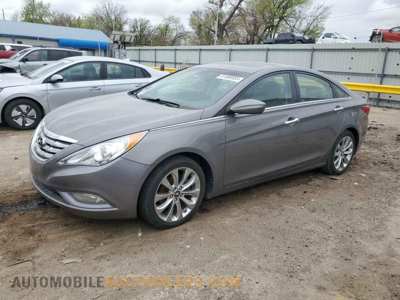 5NPEC4AC2DH774949 HYUNDAI SONATA 2013