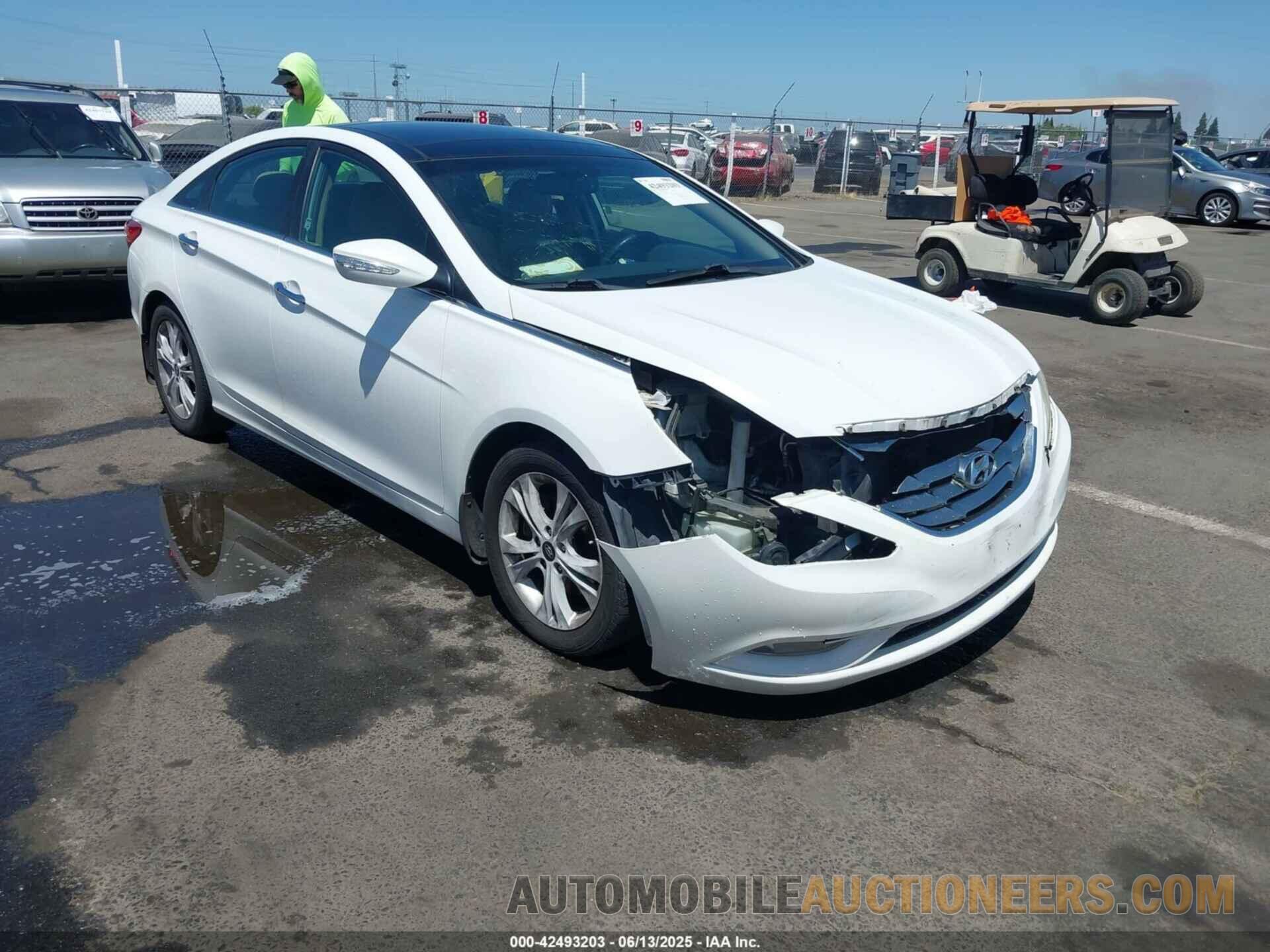 5NPEC4AC4CH388130 HYUNDAI SONATA 2012