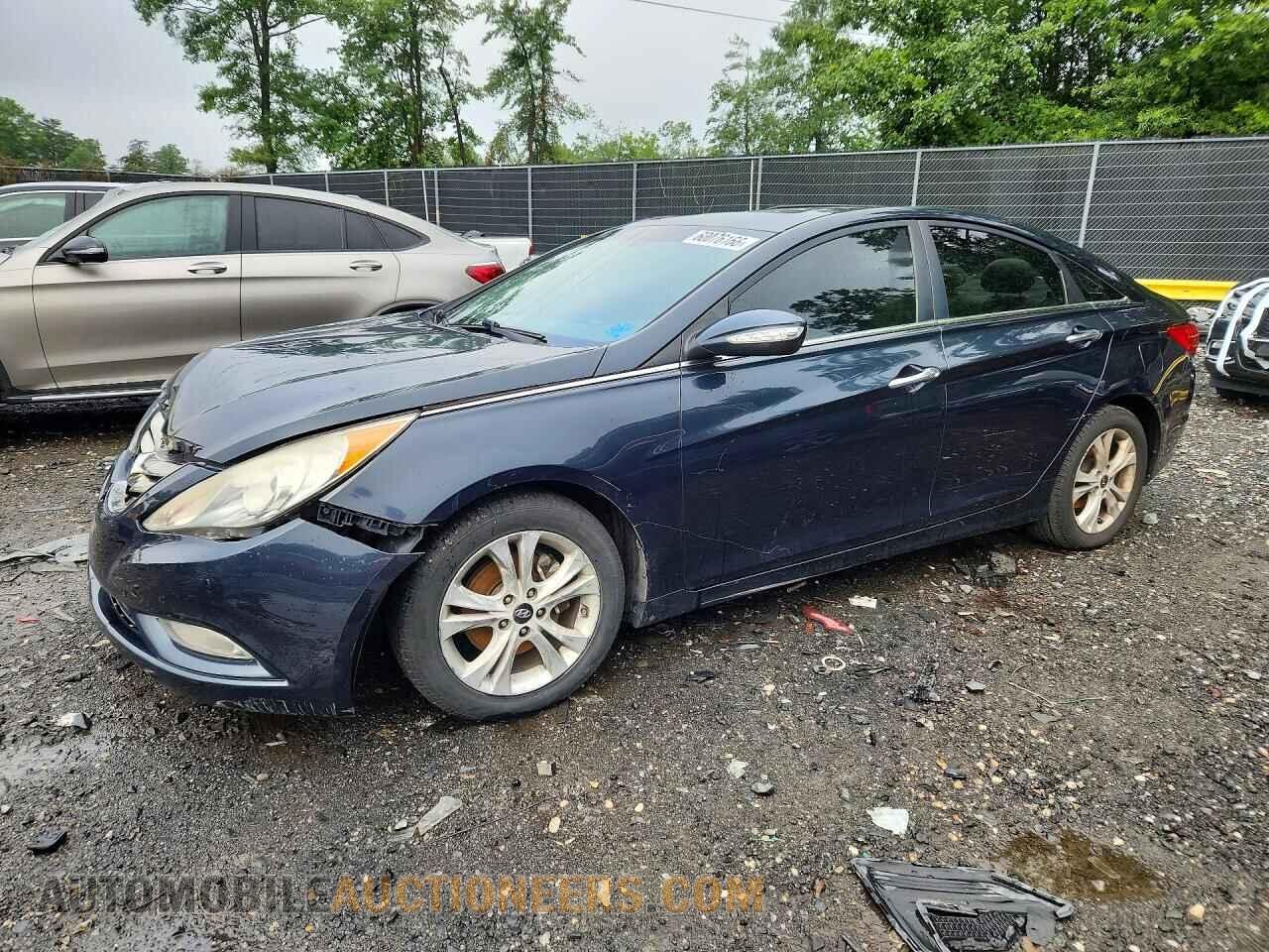 5NPEC4AC5DH638086 HYUNDAI SONATA 2013