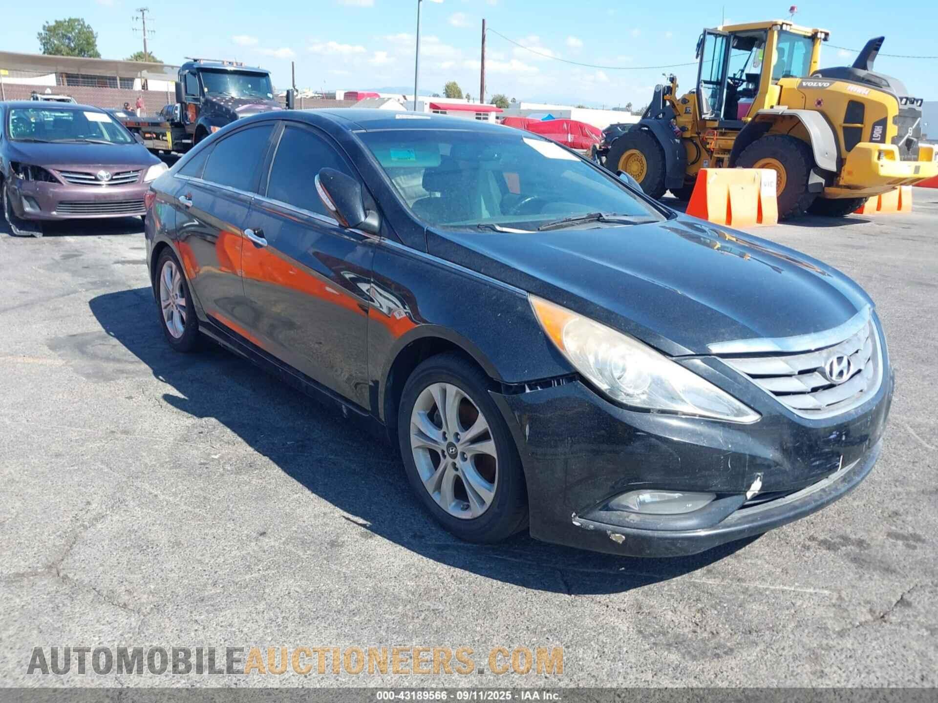 5NPEC4AC7CH331663 HYUNDAI SONATA 2012