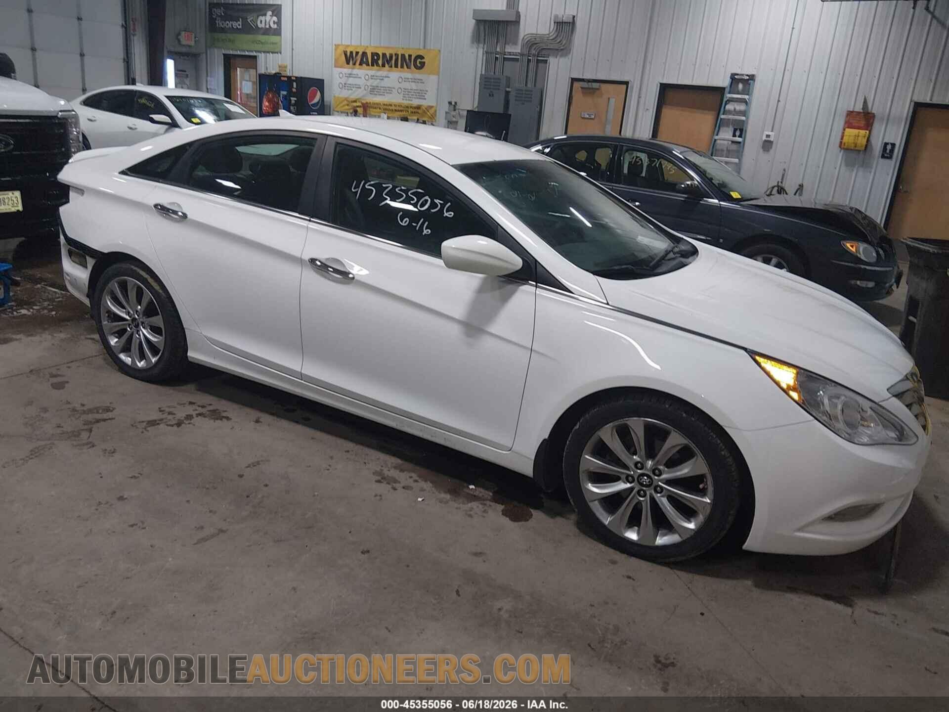 5NPEC4AC8DH667193 HYUNDAI SONATA 2013