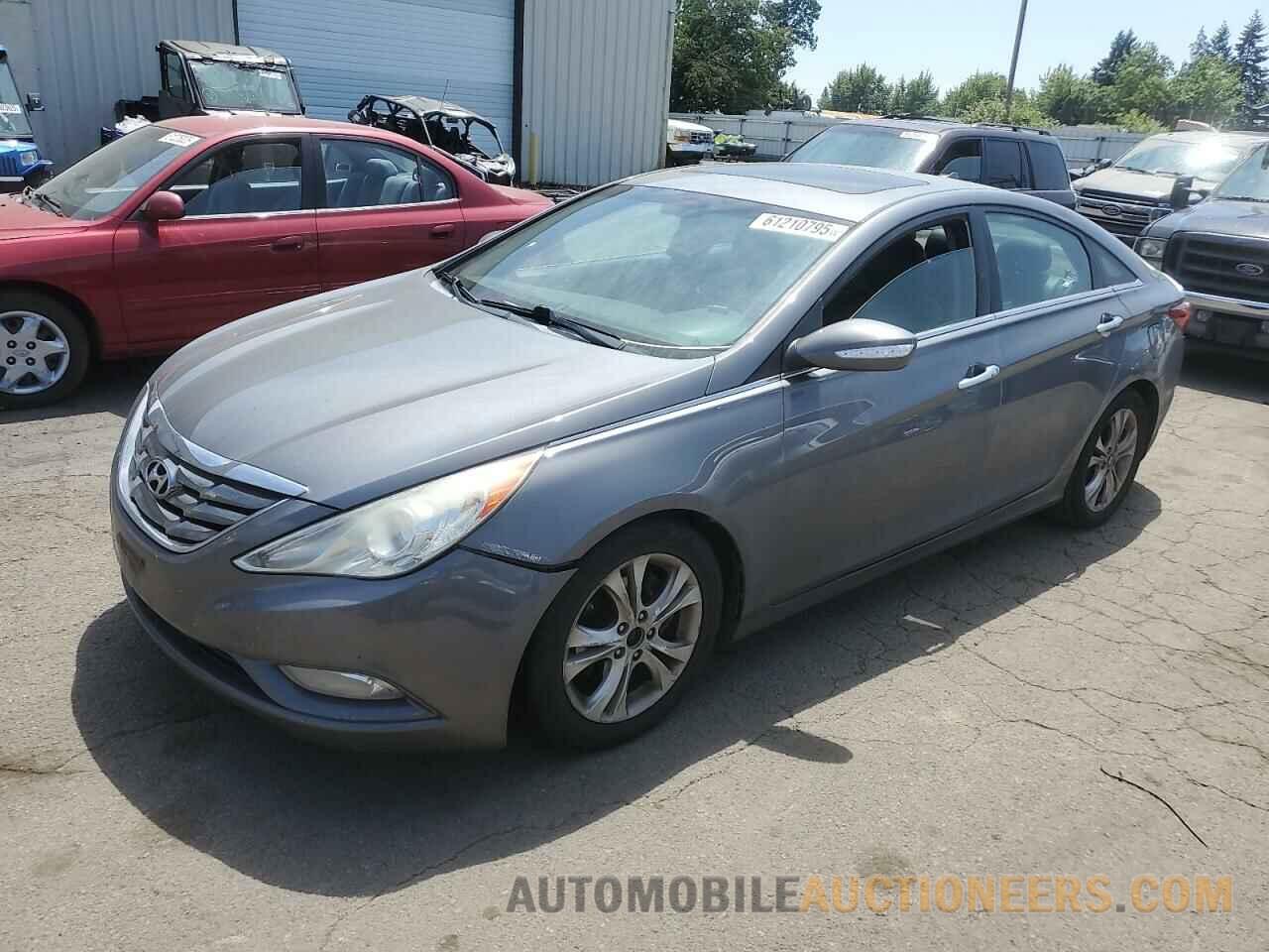 5NPEC4ACXBH072911 HYUNDAI SONATA 2011