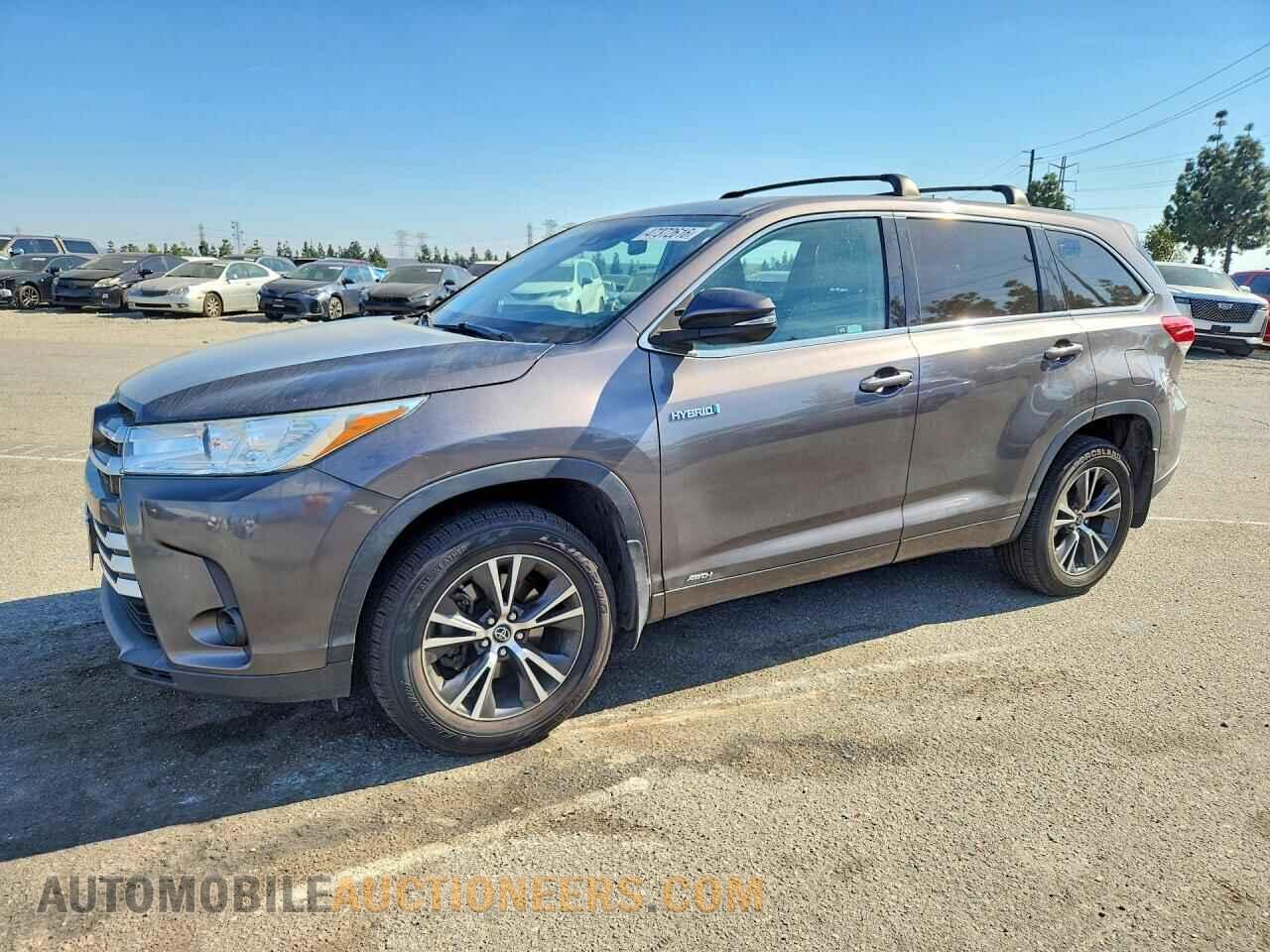 5TDBGRFHXJS041000 TOYOTA HIGHLANDER 2018