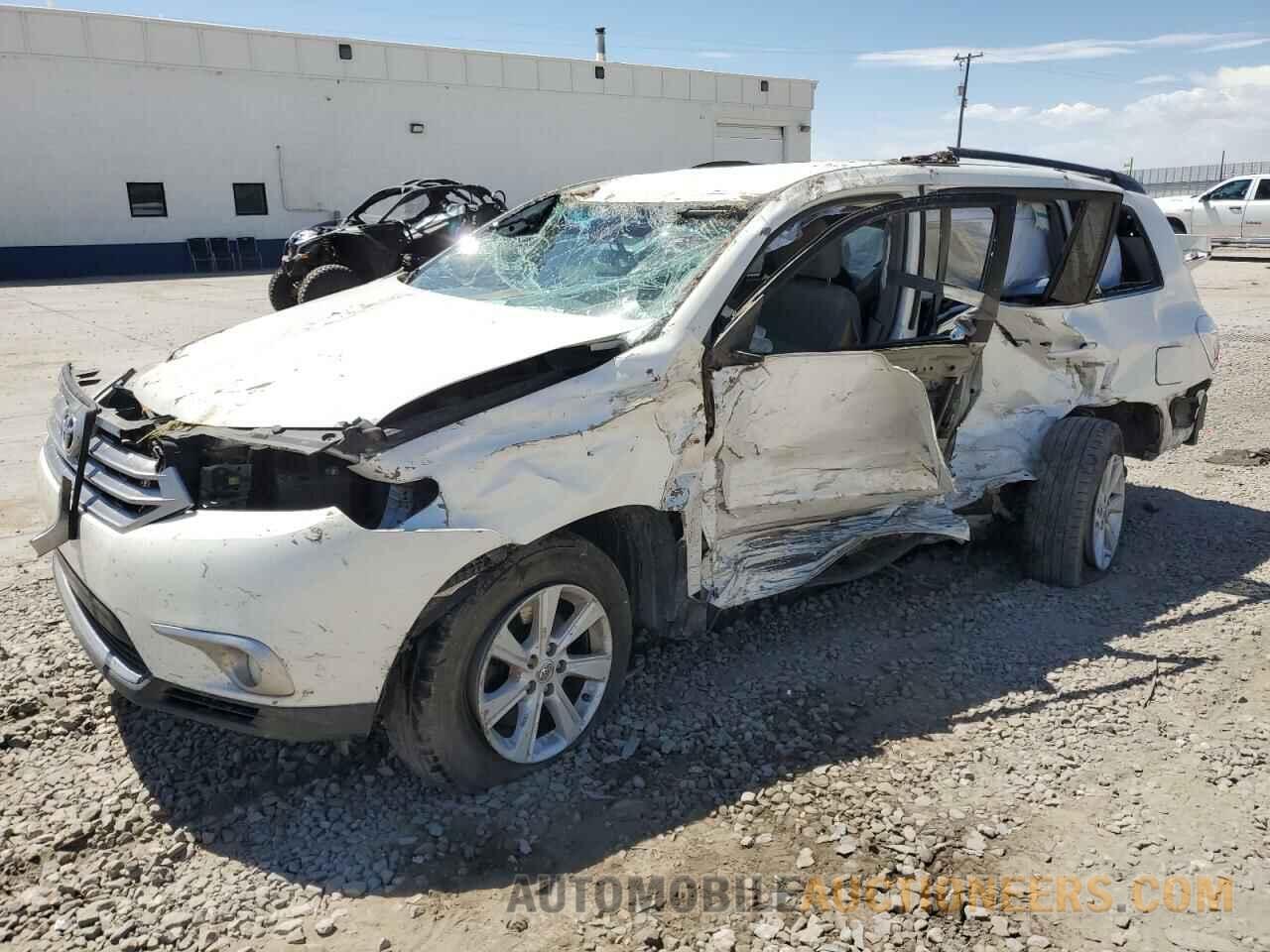 5TDBK3EH2DS275522 TOYOTA HIGHLANDER 2013