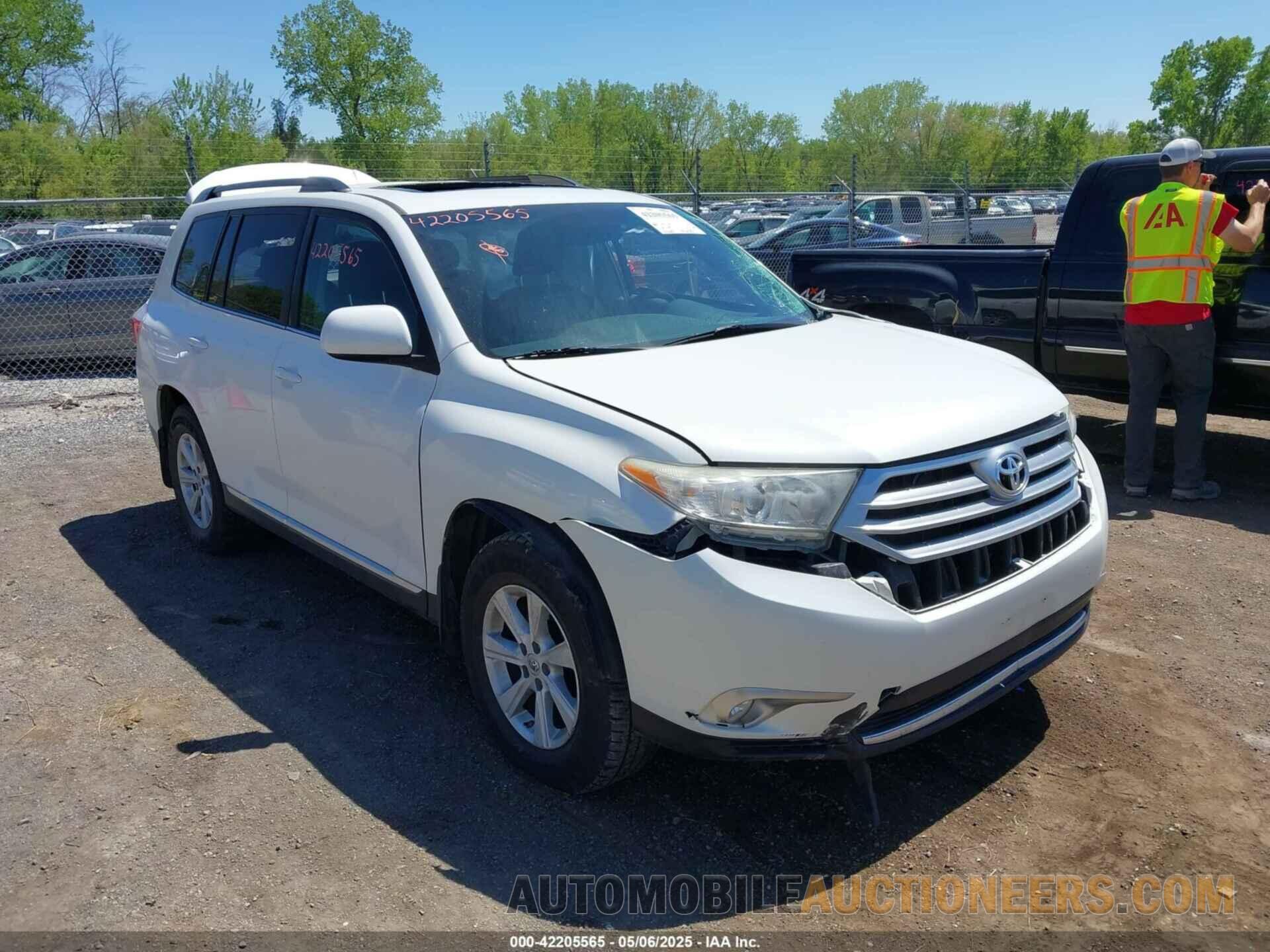 5TDBK3EH7BS086670 TOYOTA HIGHLANDER 2011