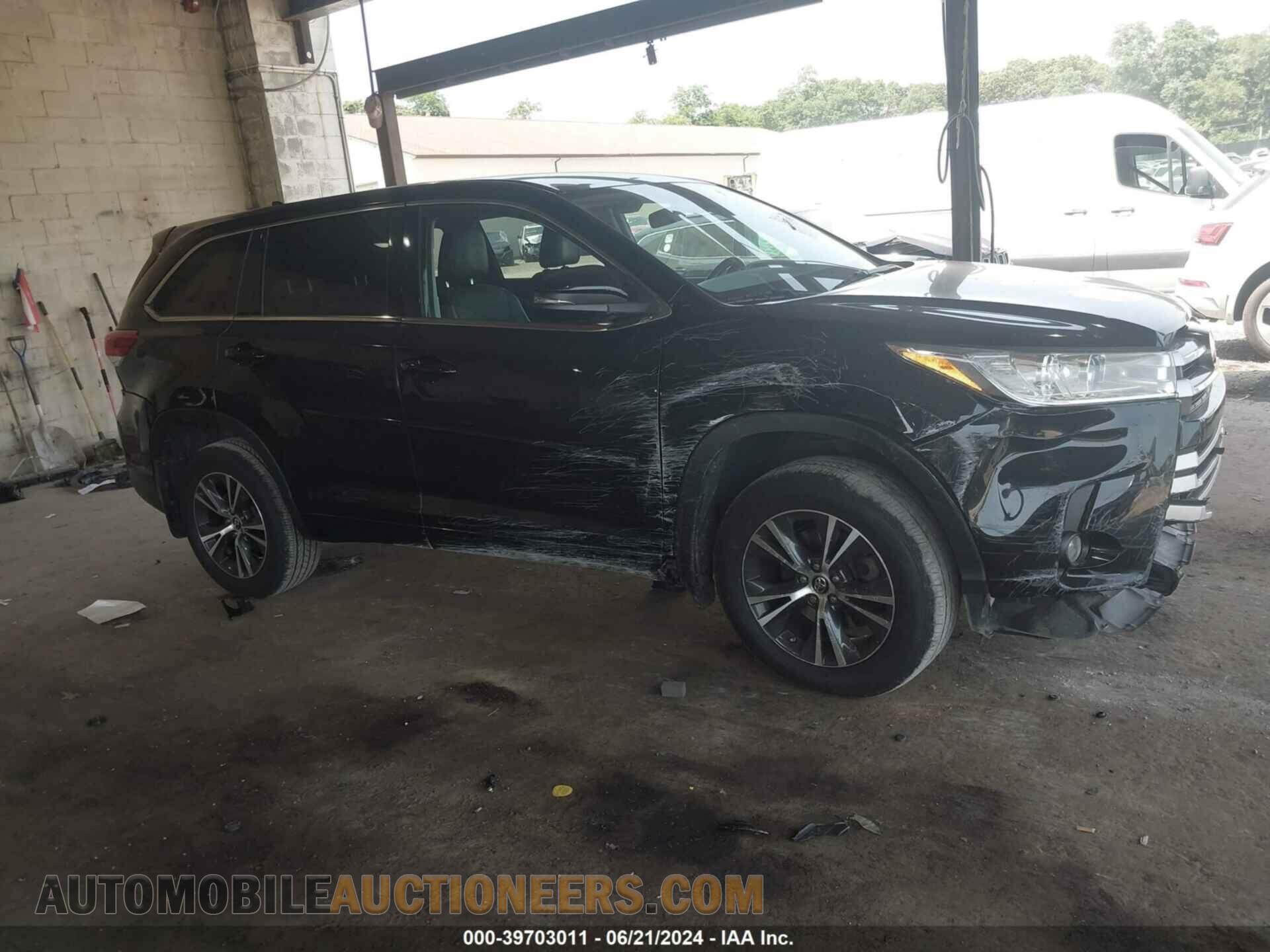 5TDBZRFH0JS873875 TOYOTA HIGHLANDER 2018