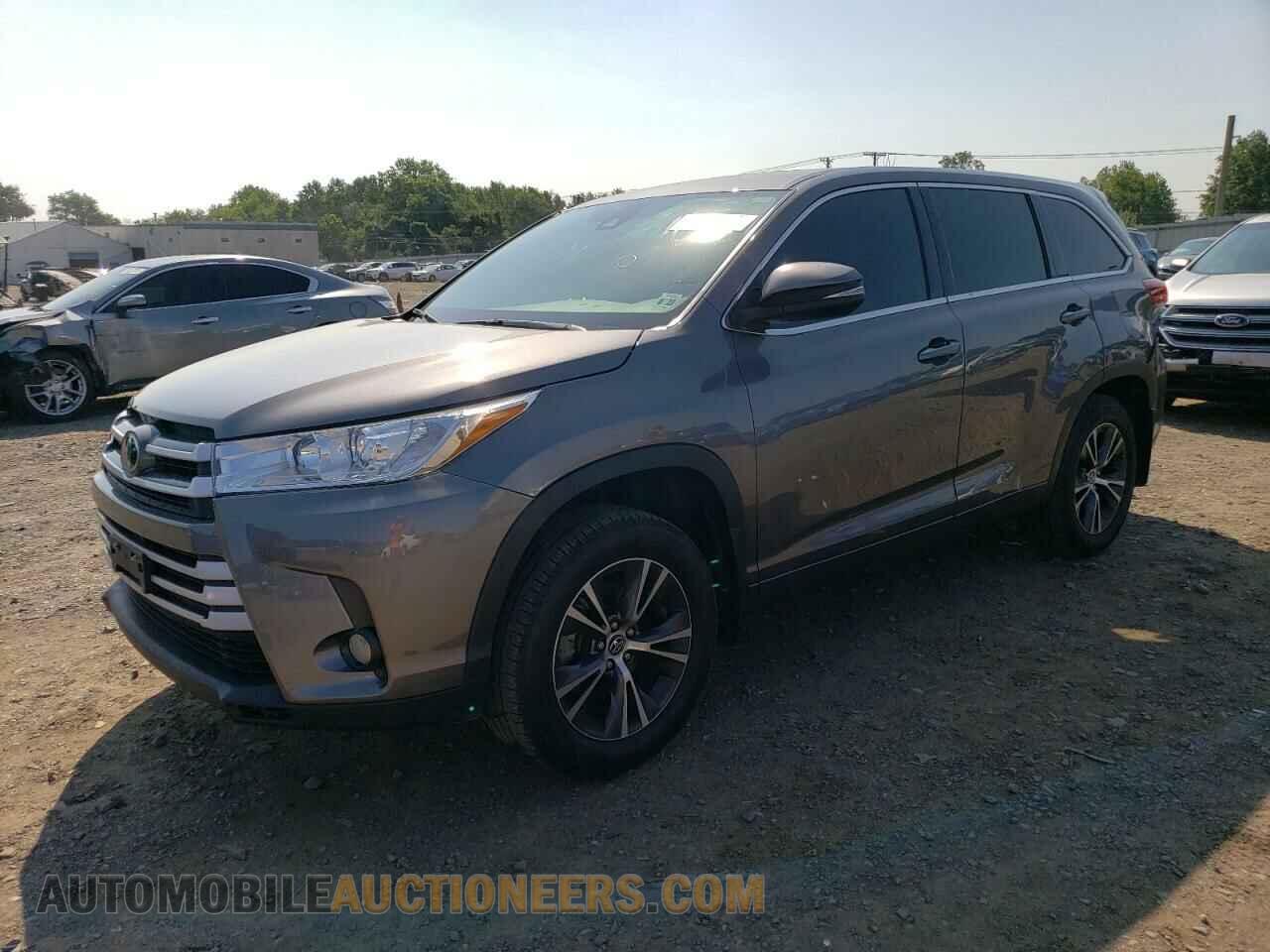 5TDBZRFH1JS907886 TOYOTA HIGHLANDER 2018