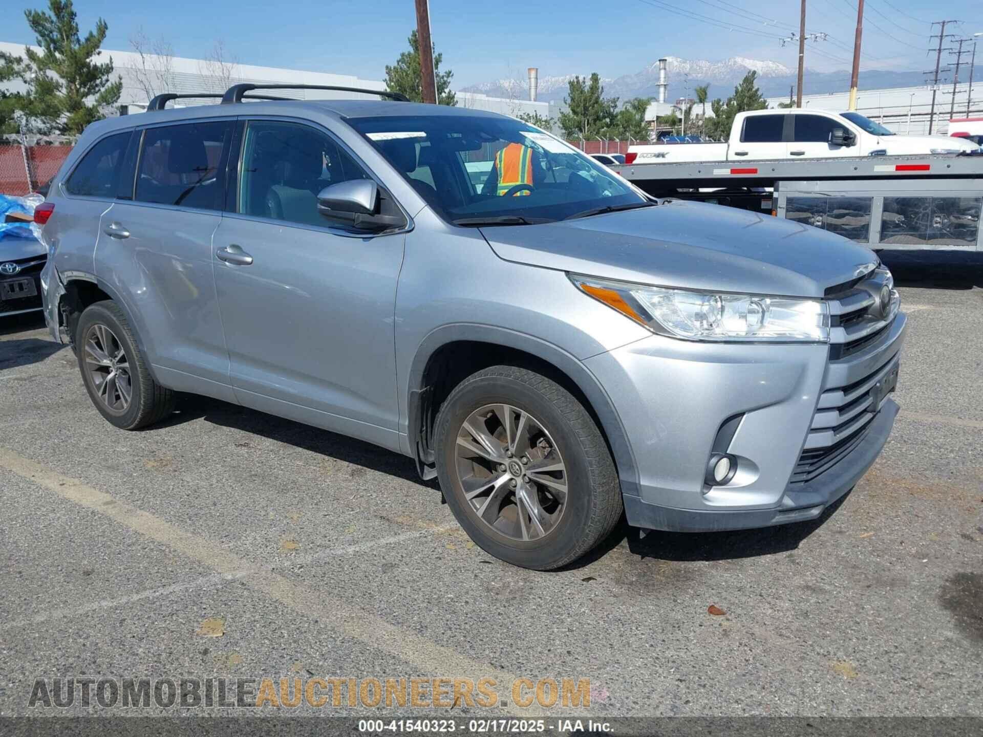 5TDBZRFH2JS838268 TOYOTA HIGHLANDER 2018