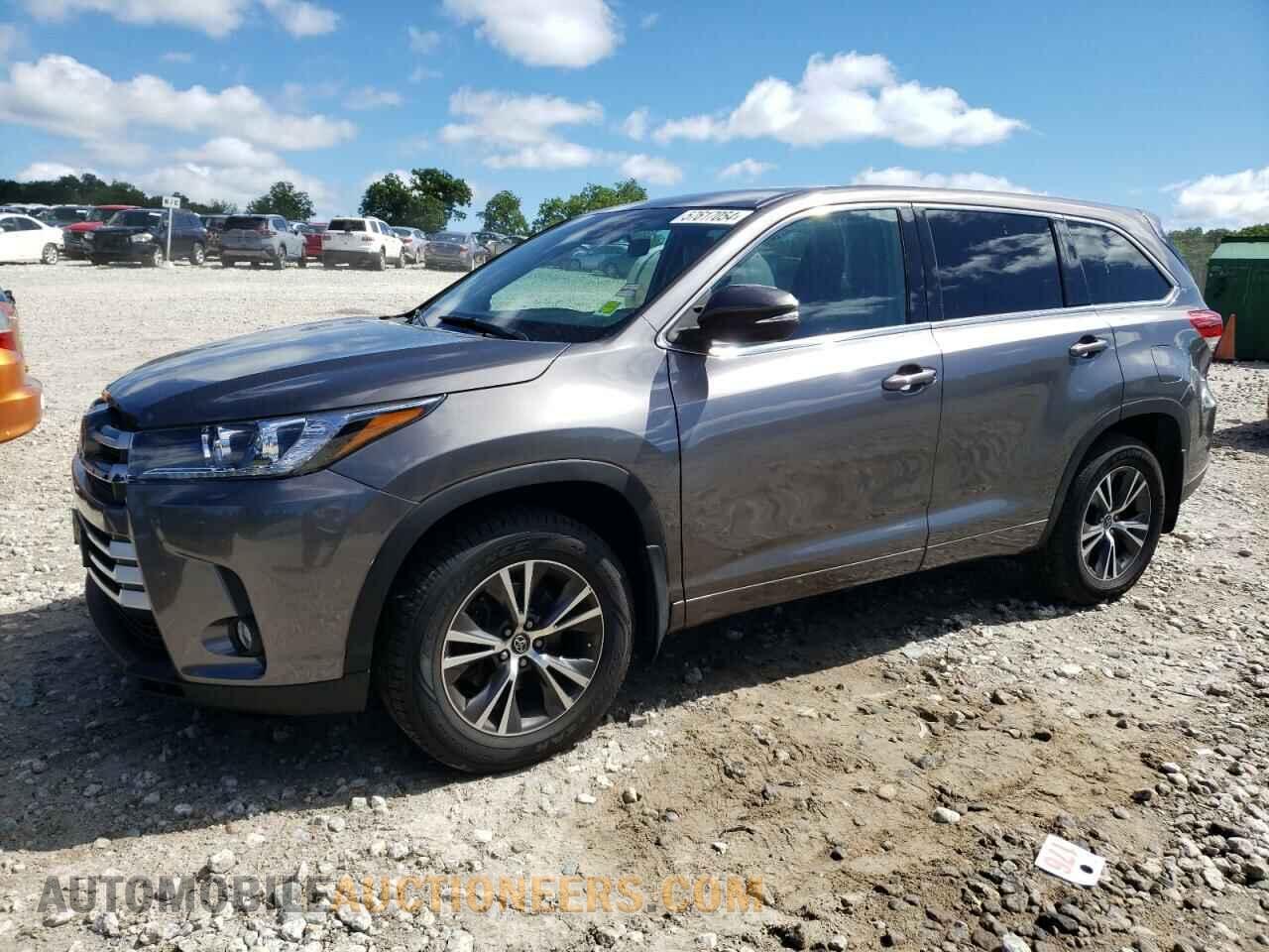 5TDBZRFH2JS843499 TOYOTA HIGHLANDER 2018