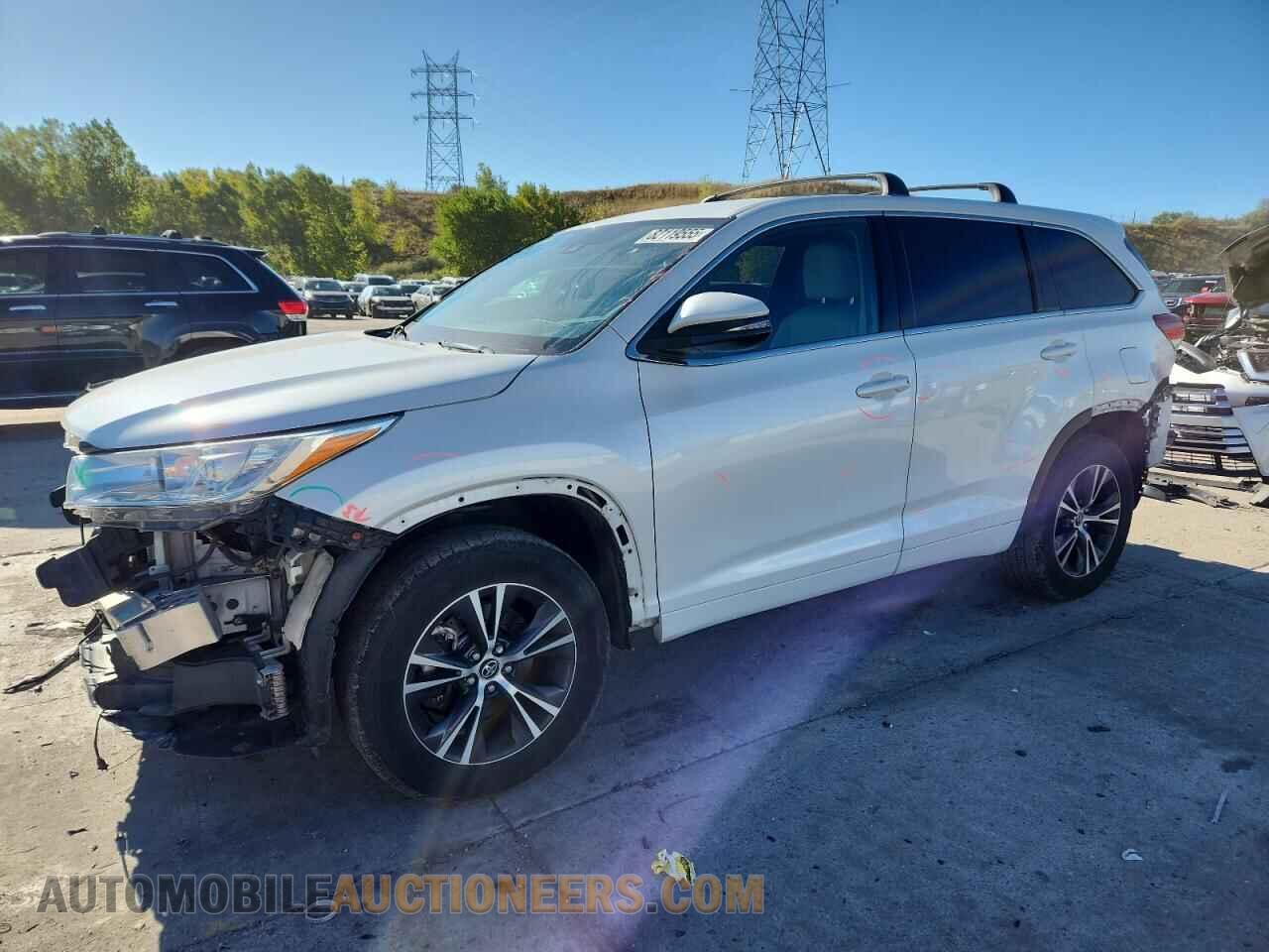5TDBZRFH2JS883713 TOYOTA HIGHLANDER 2018