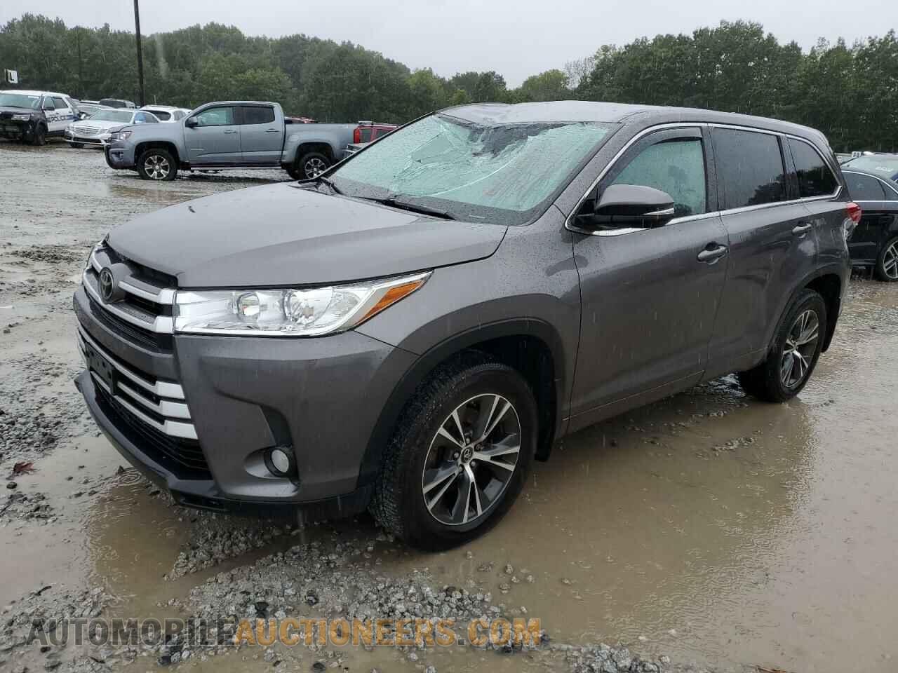 5TDBZRFH3JS802718 TOYOTA HIGHLANDER 2018