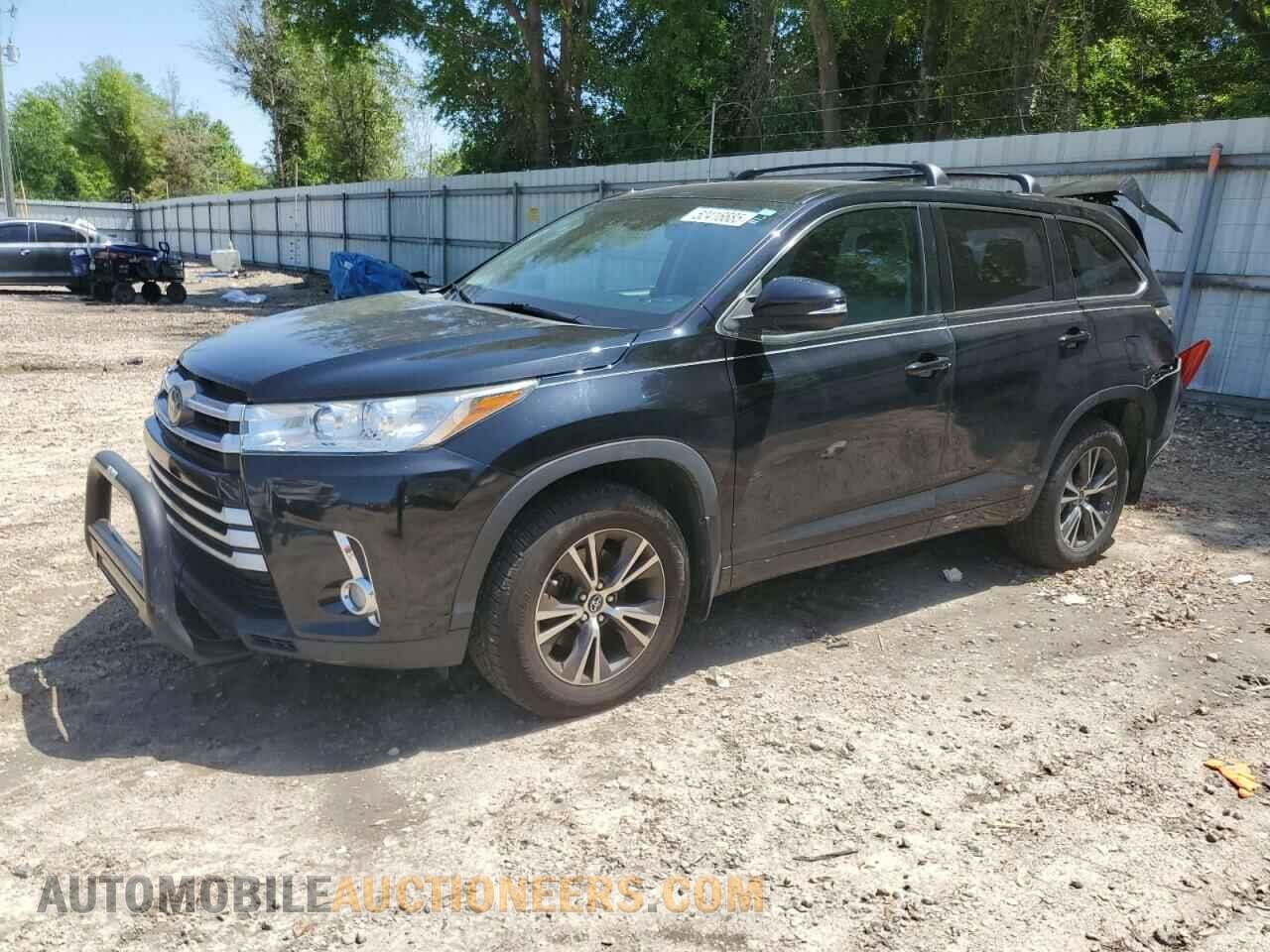 5TDBZRFH3JS829837 TOYOTA HIGHLANDER 2018