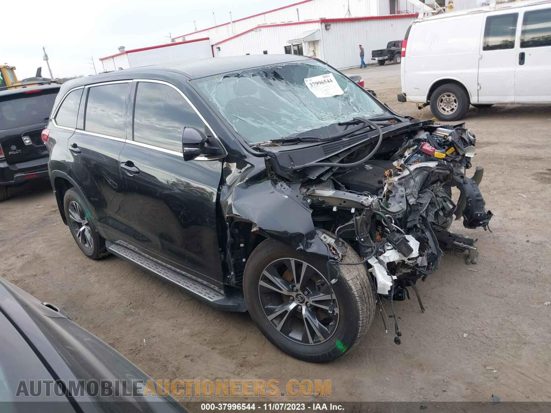 5TDBZRFH3JS830986 TOYOTA HIGHLANDER 2018