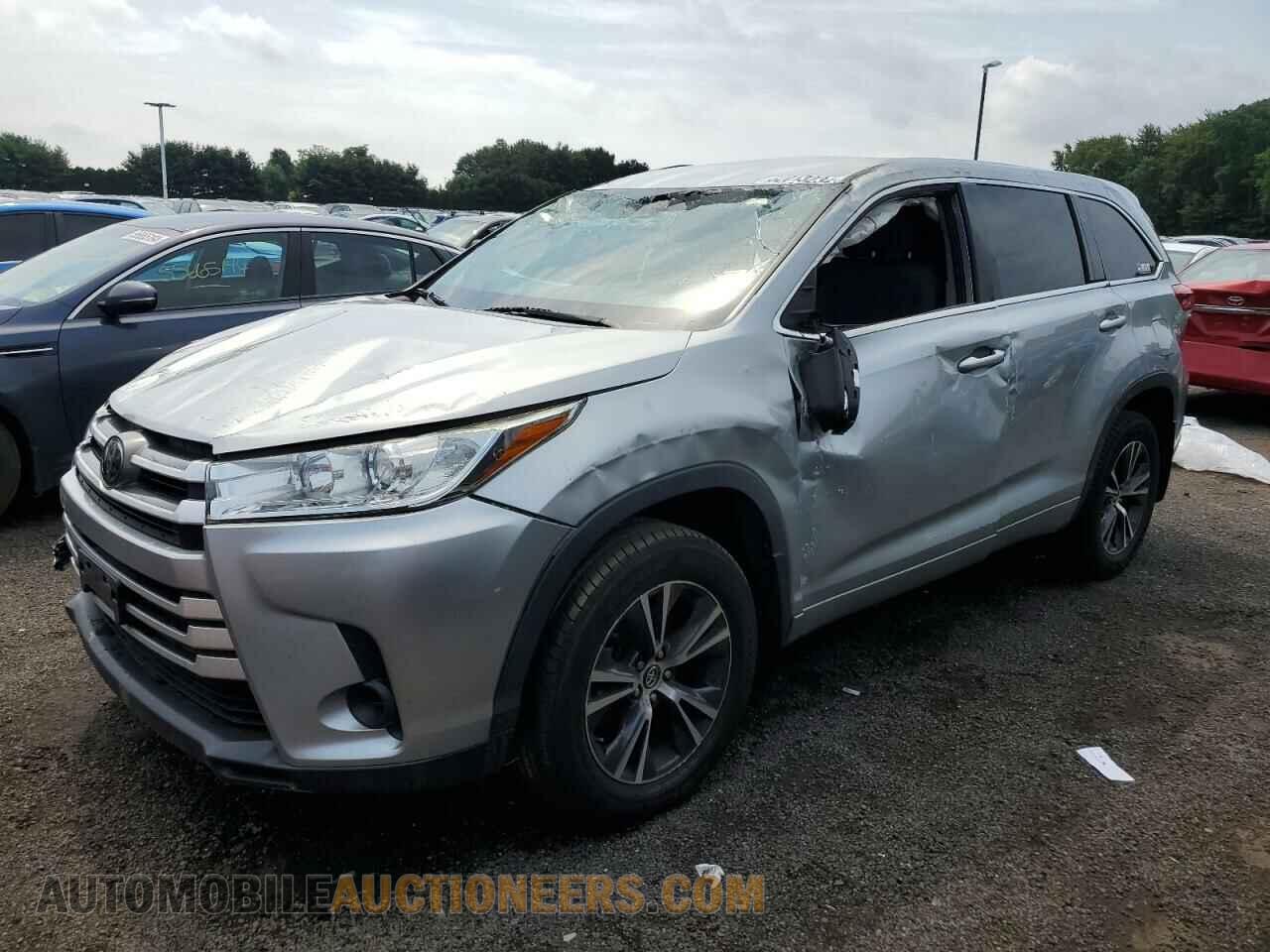 5TDBZRFH3JS876642 TOYOTA HIGHLANDER 2018