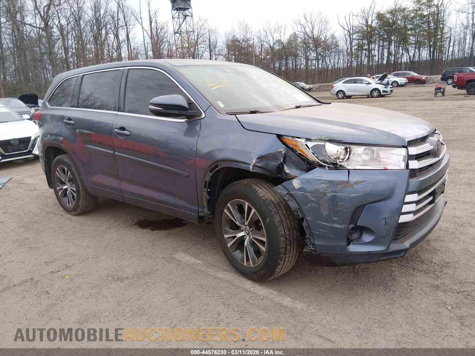 5TDBZRFH3JS877239 TOYOTA HIGHLANDER 2018