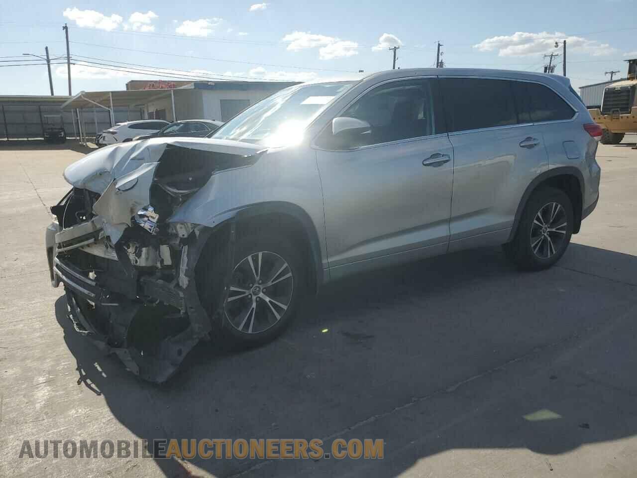 5TDBZRFH3JS878925 TOYOTA HIGHLANDER 2018