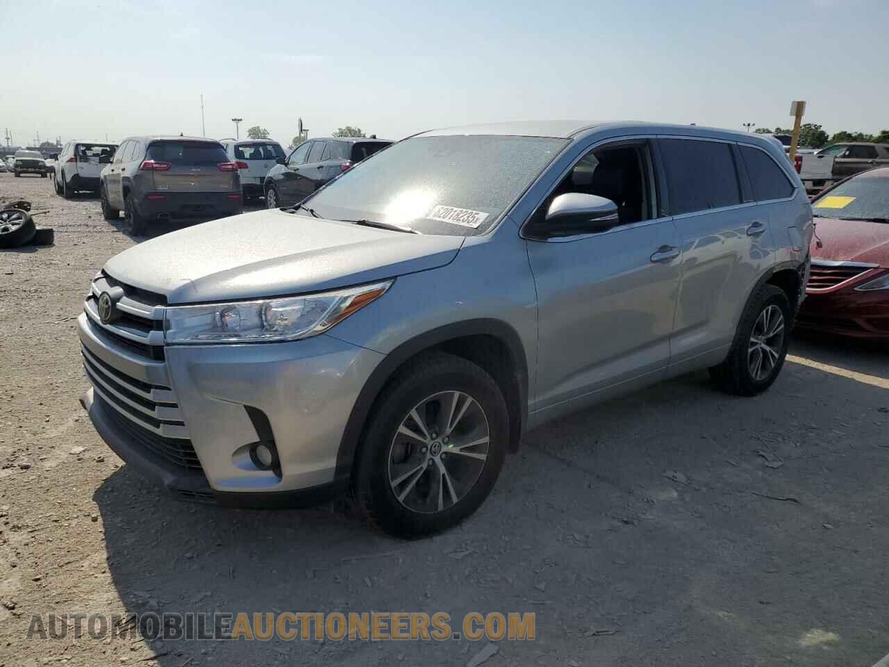5TDBZRFH3JS880397 TOYOTA HIGHLANDER 2018