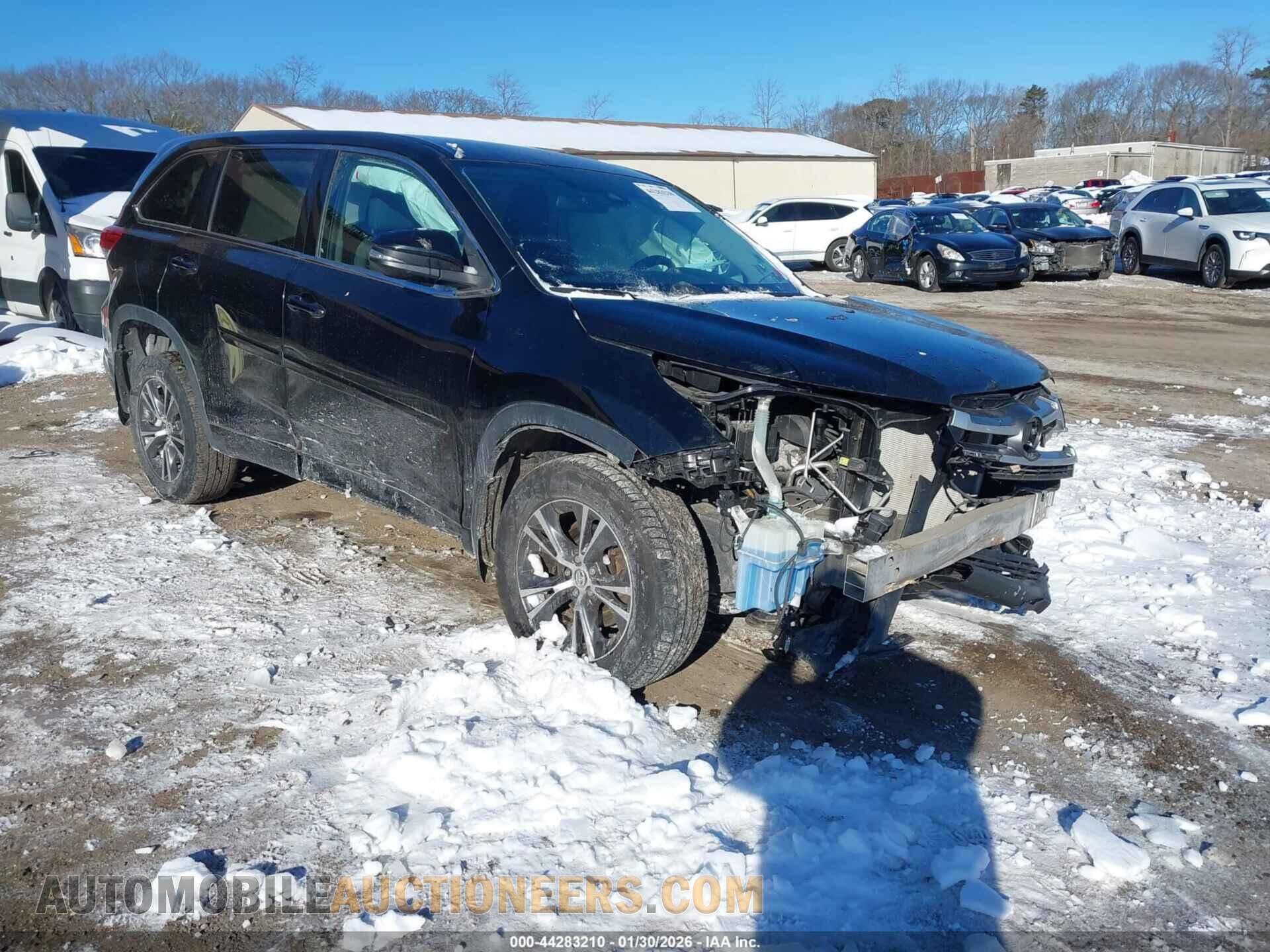 5TDBZRFH3JS886149 TOYOTA HIGHLANDER 2018