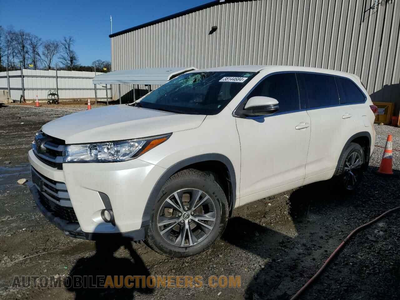 5TDBZRFH3JS899872 TOYOTA HIGHLANDER 2018