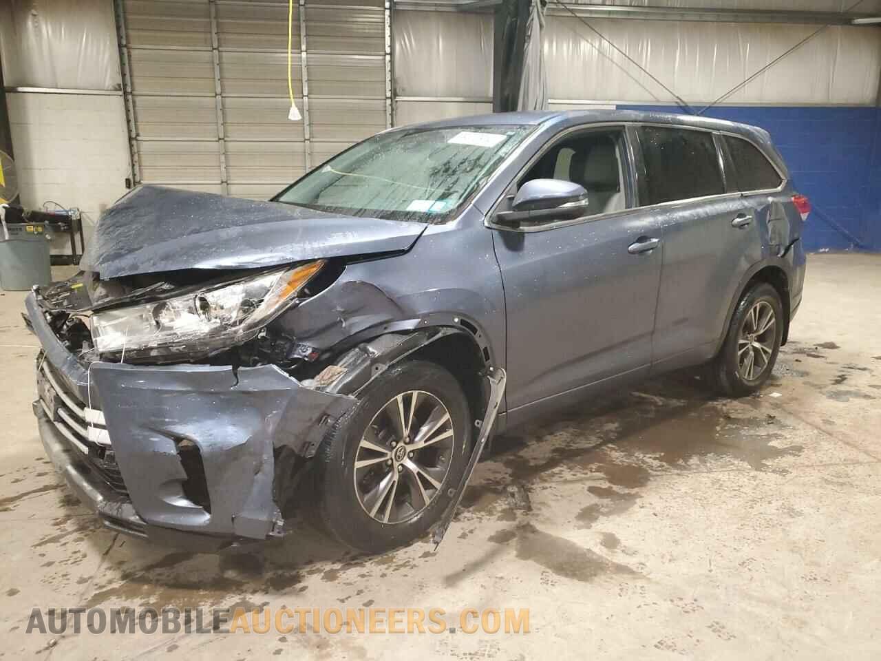 5TDBZRFH3JS913592 TOYOTA HIGHLANDER 2018