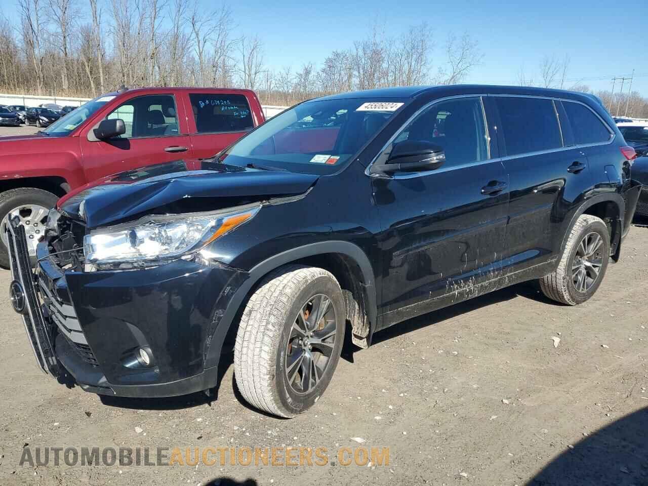 5TDBZRFH4JS828065 TOYOTA HIGHLANDER 2018