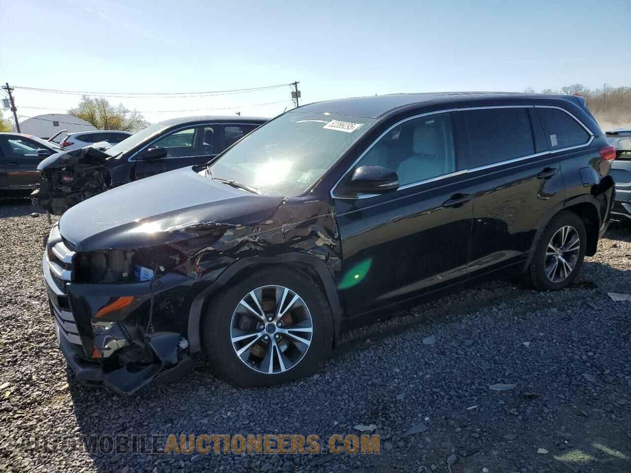 5TDBZRFH4JS848574 TOYOTA HIGHLANDER 2018