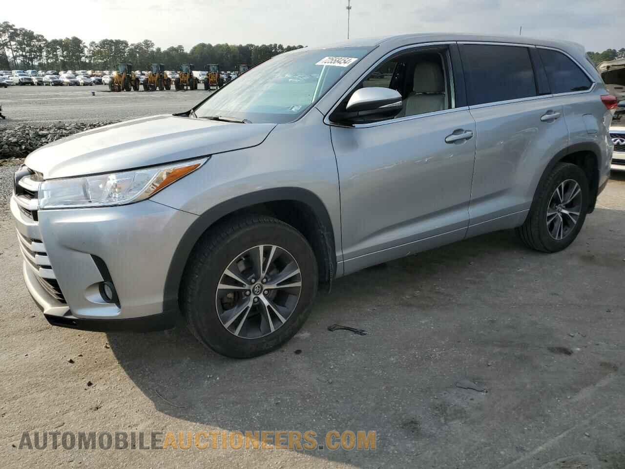 5TDBZRFH4JS855153 TOYOTA HIGHLANDER 2018