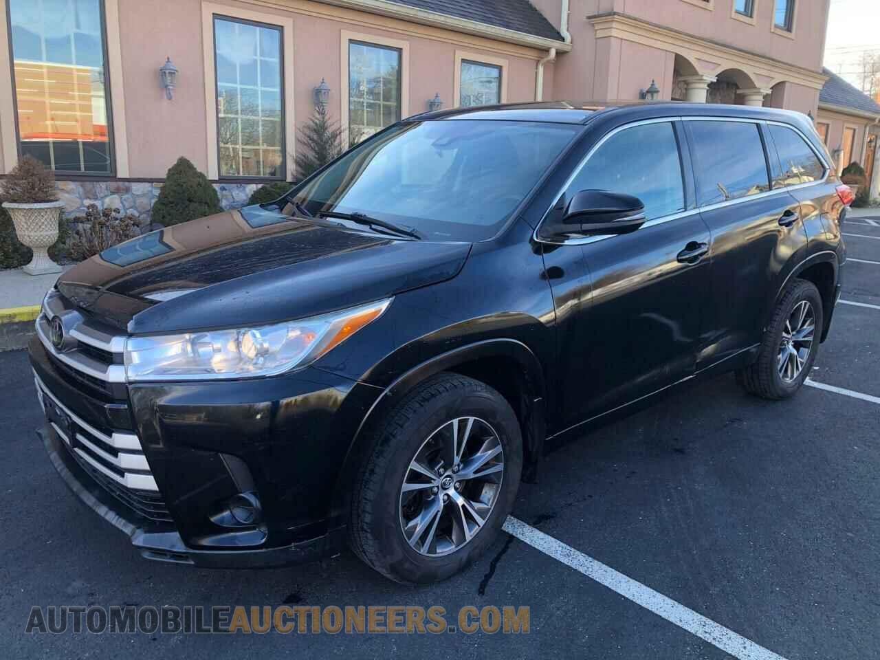 5TDBZRFH4JS899749 TOYOTA HIGHLANDER 2018