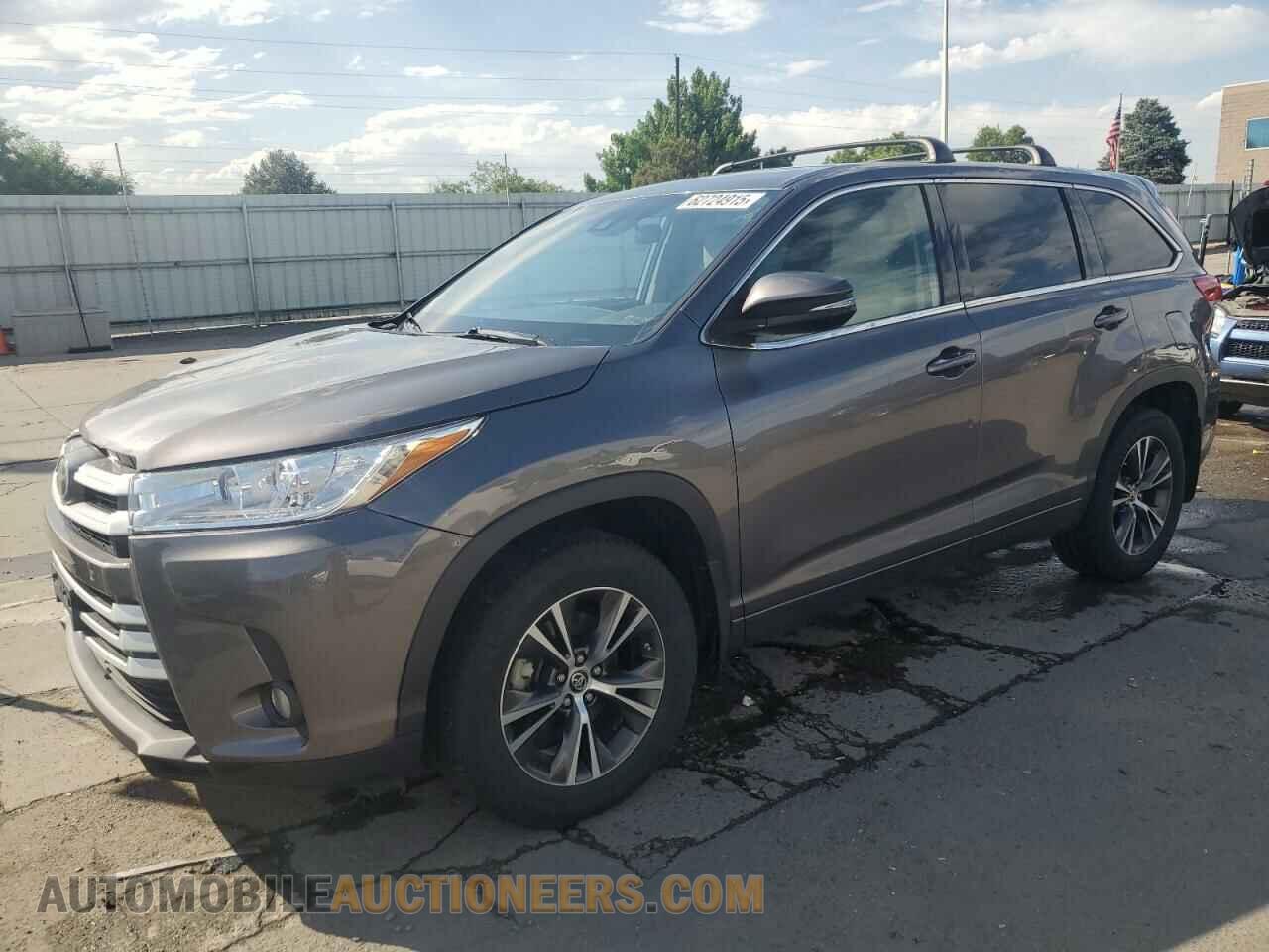 5TDBZRFH5JS807483 TOYOTA HIGHLANDER 2018