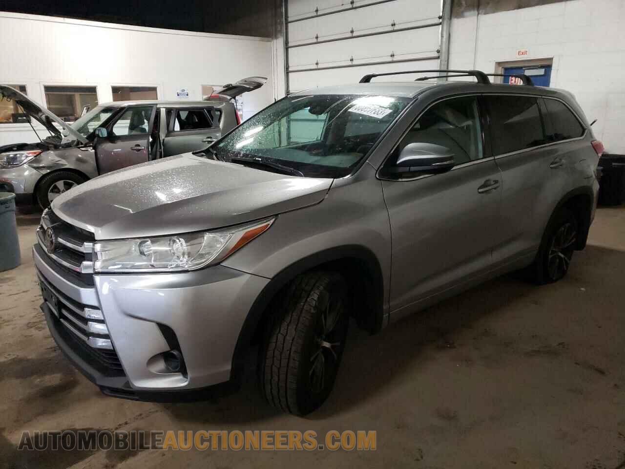 5TDBZRFH5JS853914 TOYOTA HIGHLANDER 2018
