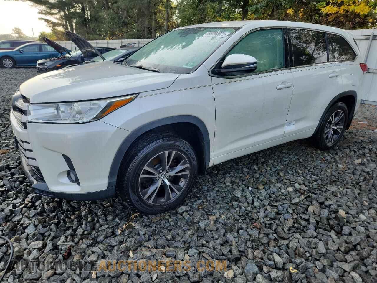 5TDBZRFH5JS872494 TOYOTA HIGHLANDER 2018