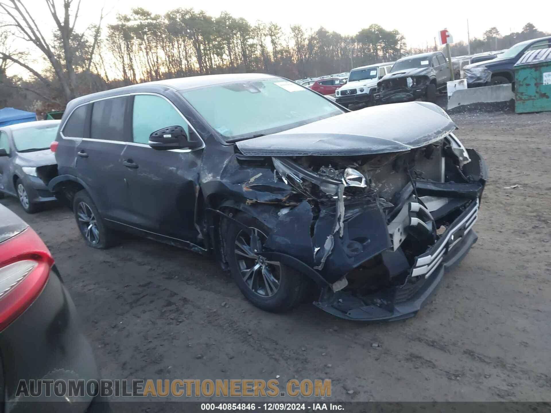 5TDBZRFH5JS874987 TOYOTA HIGHLANDER 2018