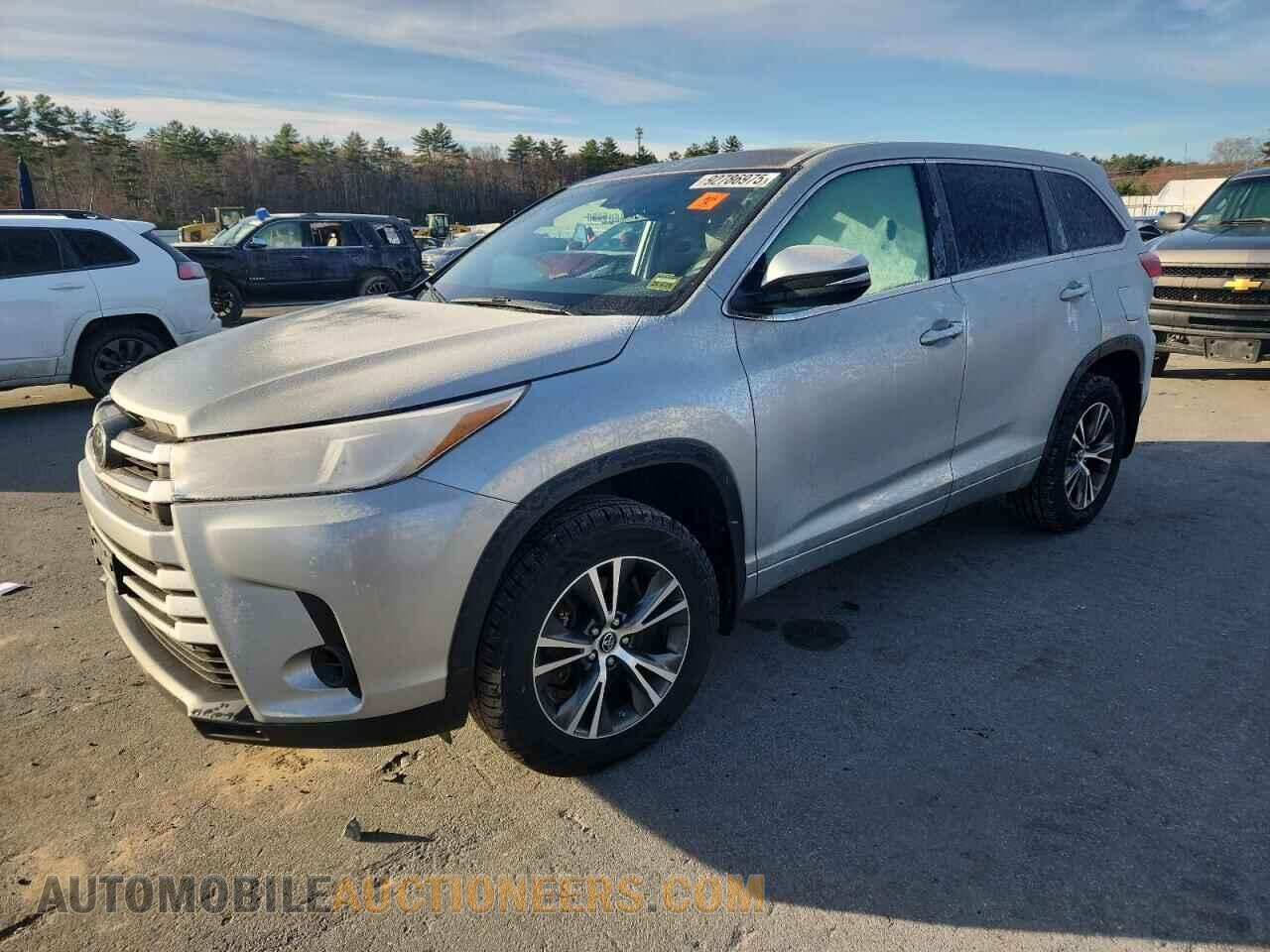 5TDBZRFH5JS913576 TOYOTA HIGHLANDER 2018