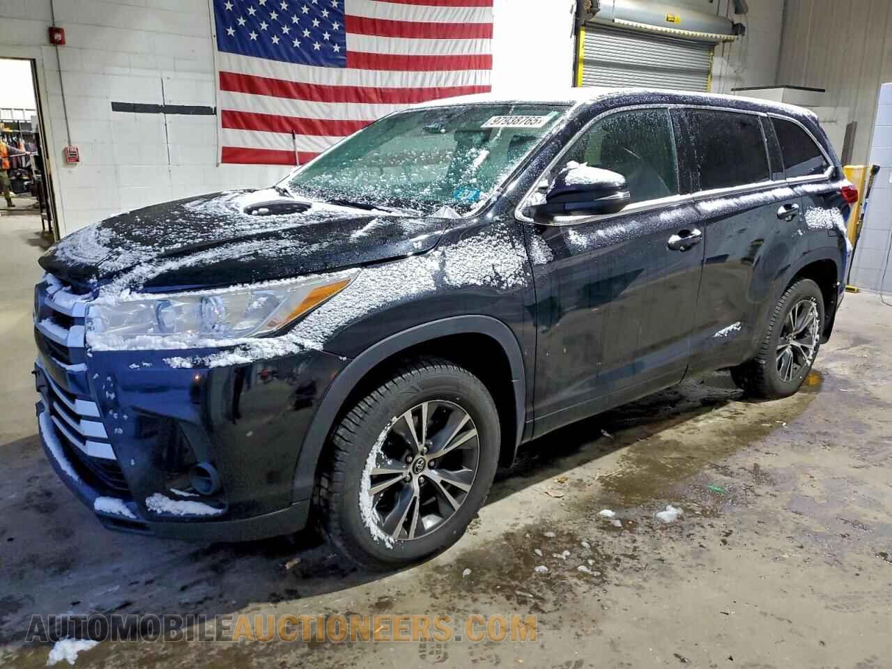 5TDBZRFH6JS493567 TOYOTA HIGHLANDER 2018