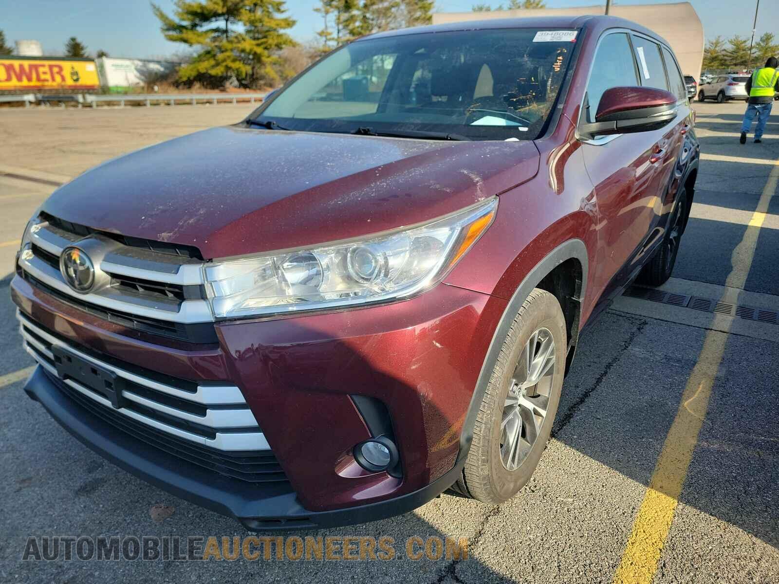 5TDBZRFH6JS806570 Toyota Highlander 2018