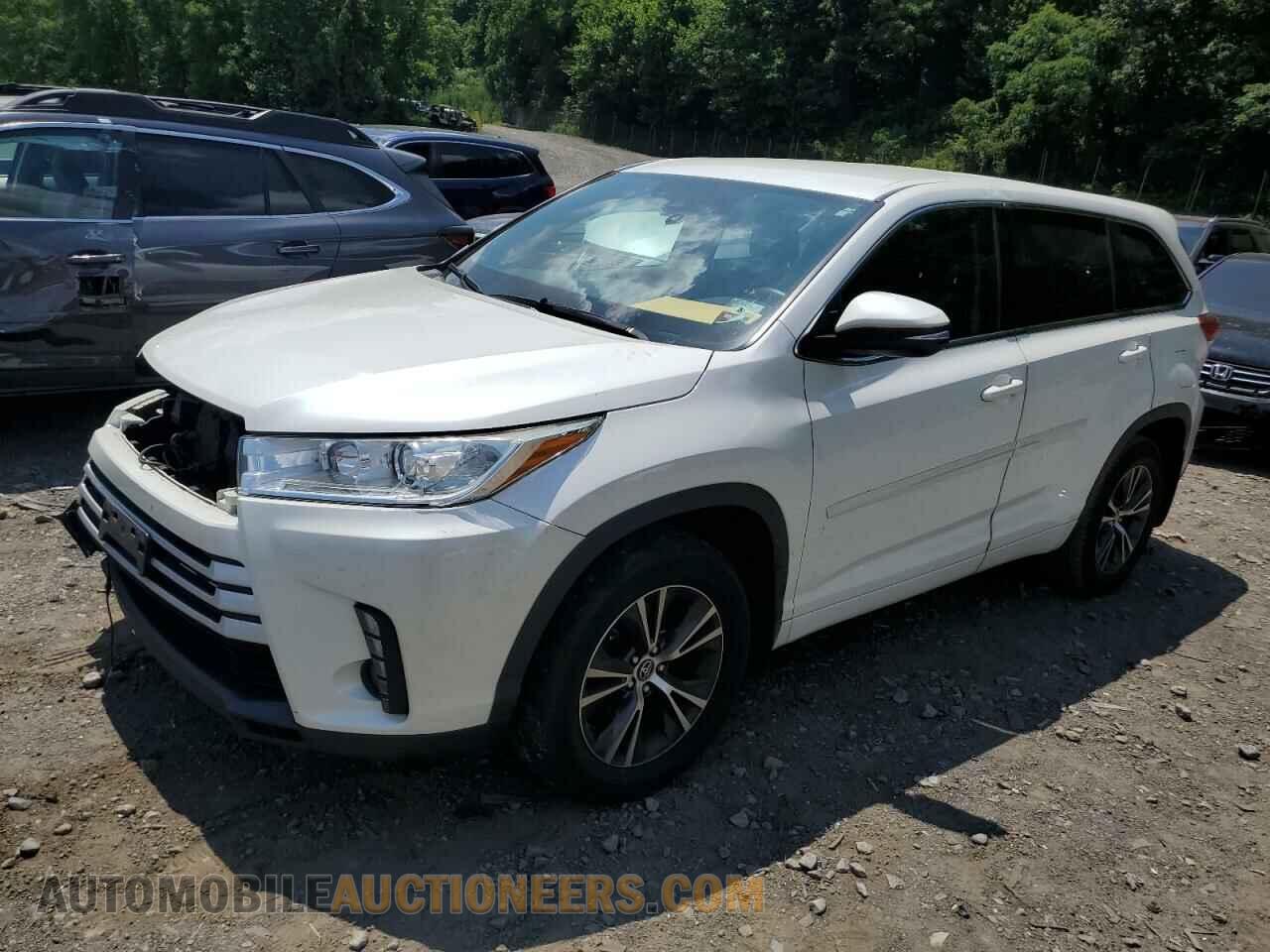 5TDBZRFH6JS891247 TOYOTA HIGHLANDER 2018