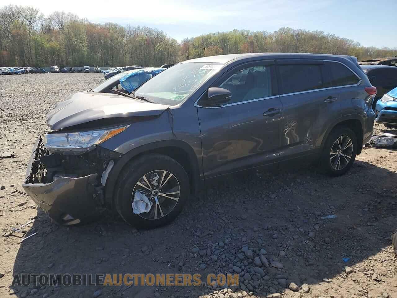 5TDBZRFH6JS898683 TOYOTA HIGHLANDER 2018