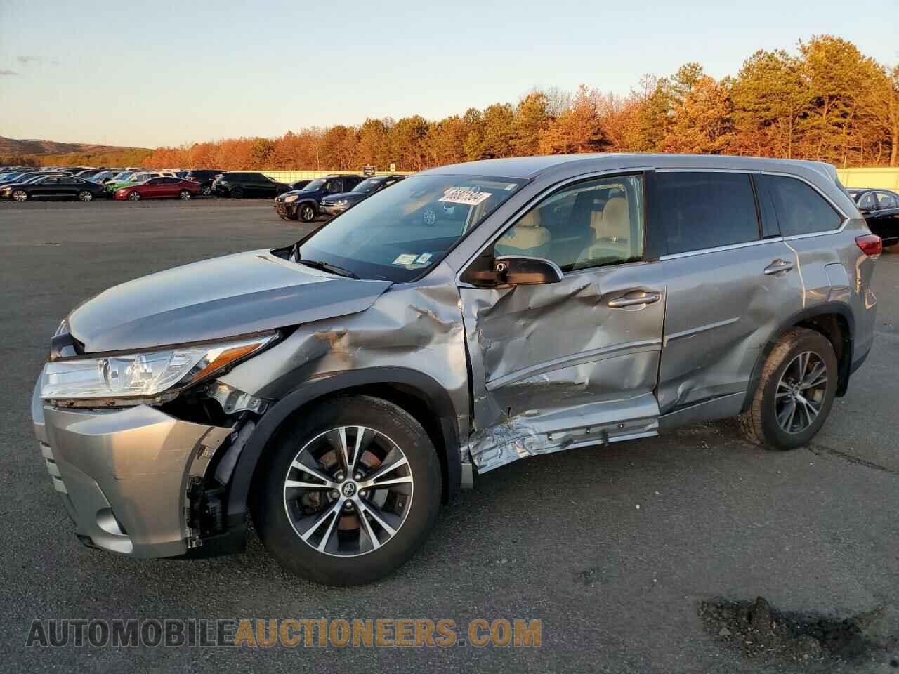 5TDBZRFH6JS905437 TOYOTA HIGHLANDER 2018