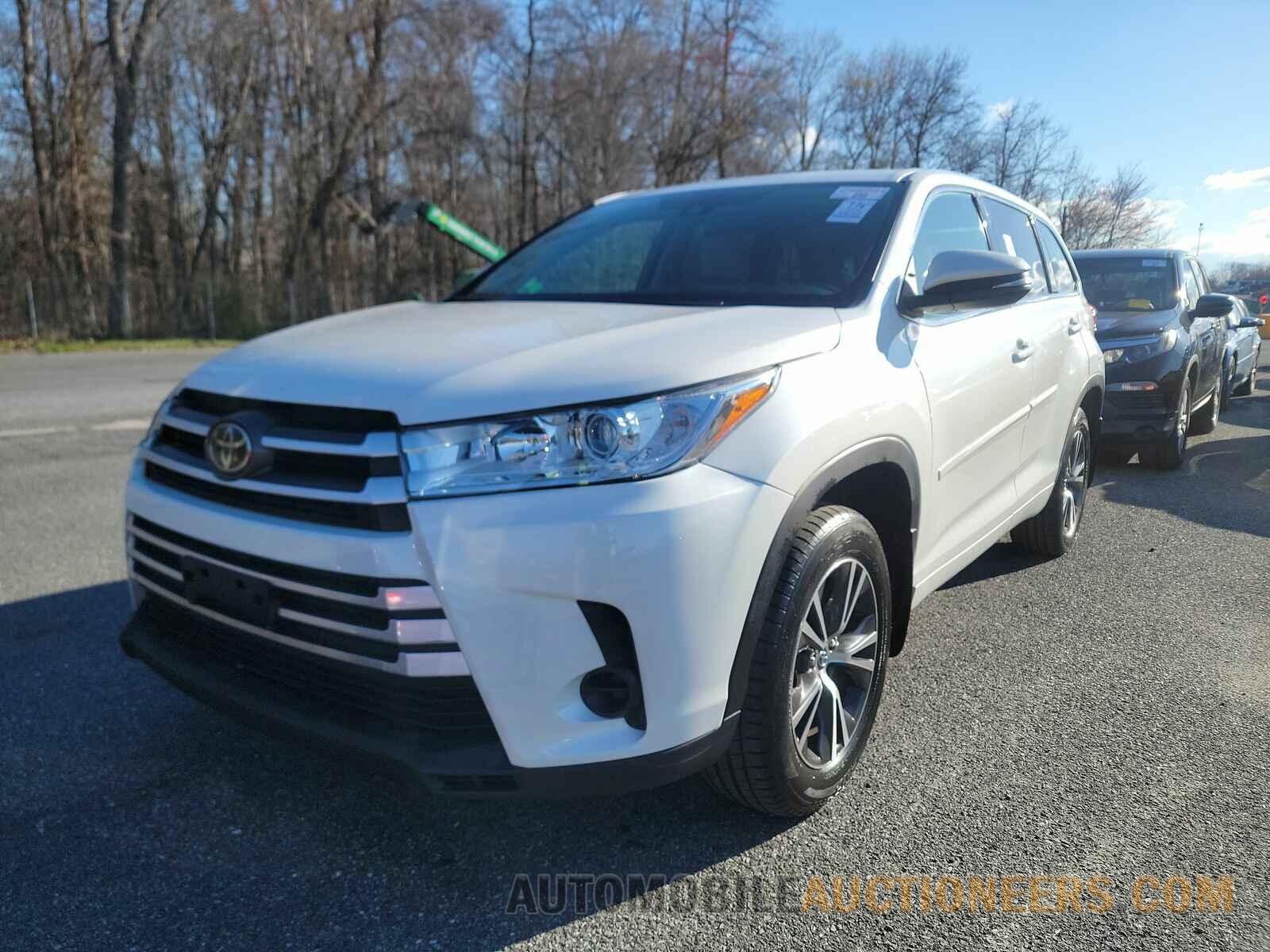 5TDBZRFH6JS914090 Toyota Highlander 2018
