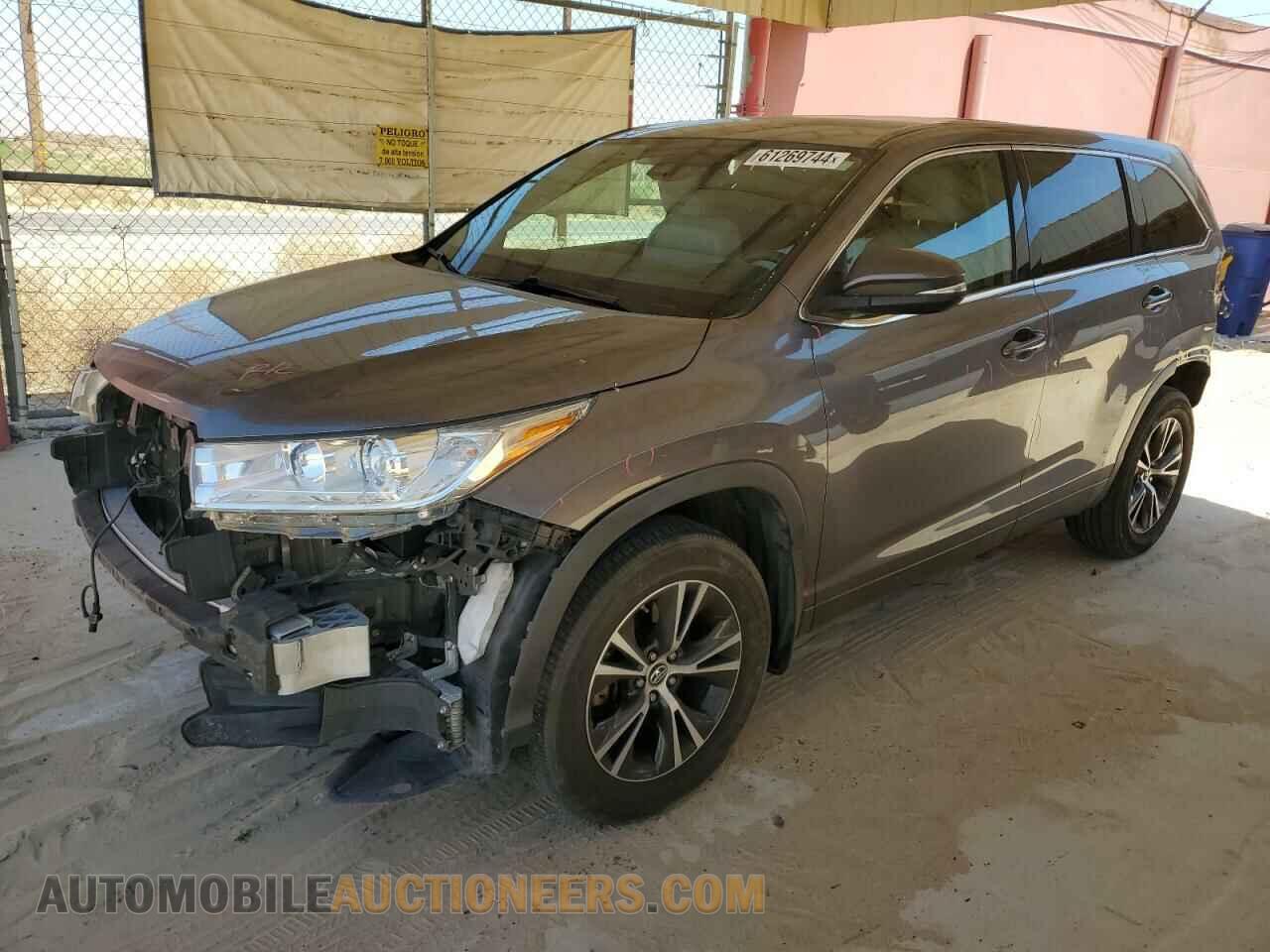 5TDBZRFH8JS488645 TOYOTA HIGHLANDER 2018