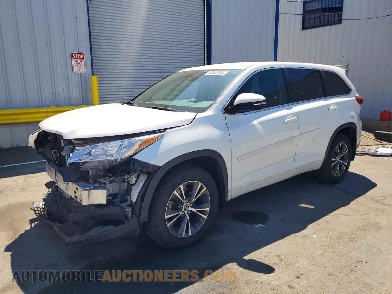 5TDBZRFH8JS850330 TOYOTA HIGHLANDER 2018