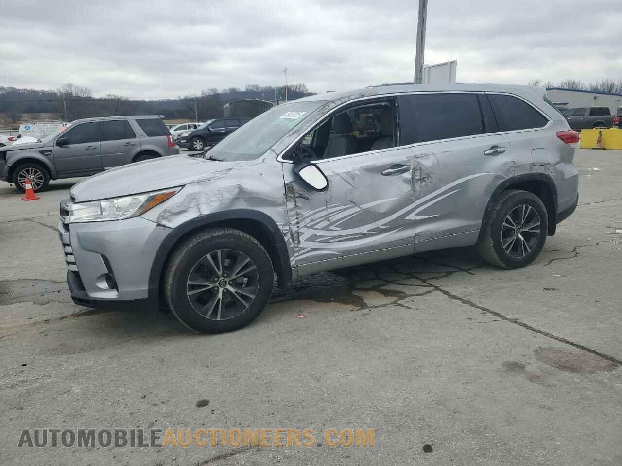 5TDBZRFH8JS854376 TOYOTA HIGHLANDER 2018