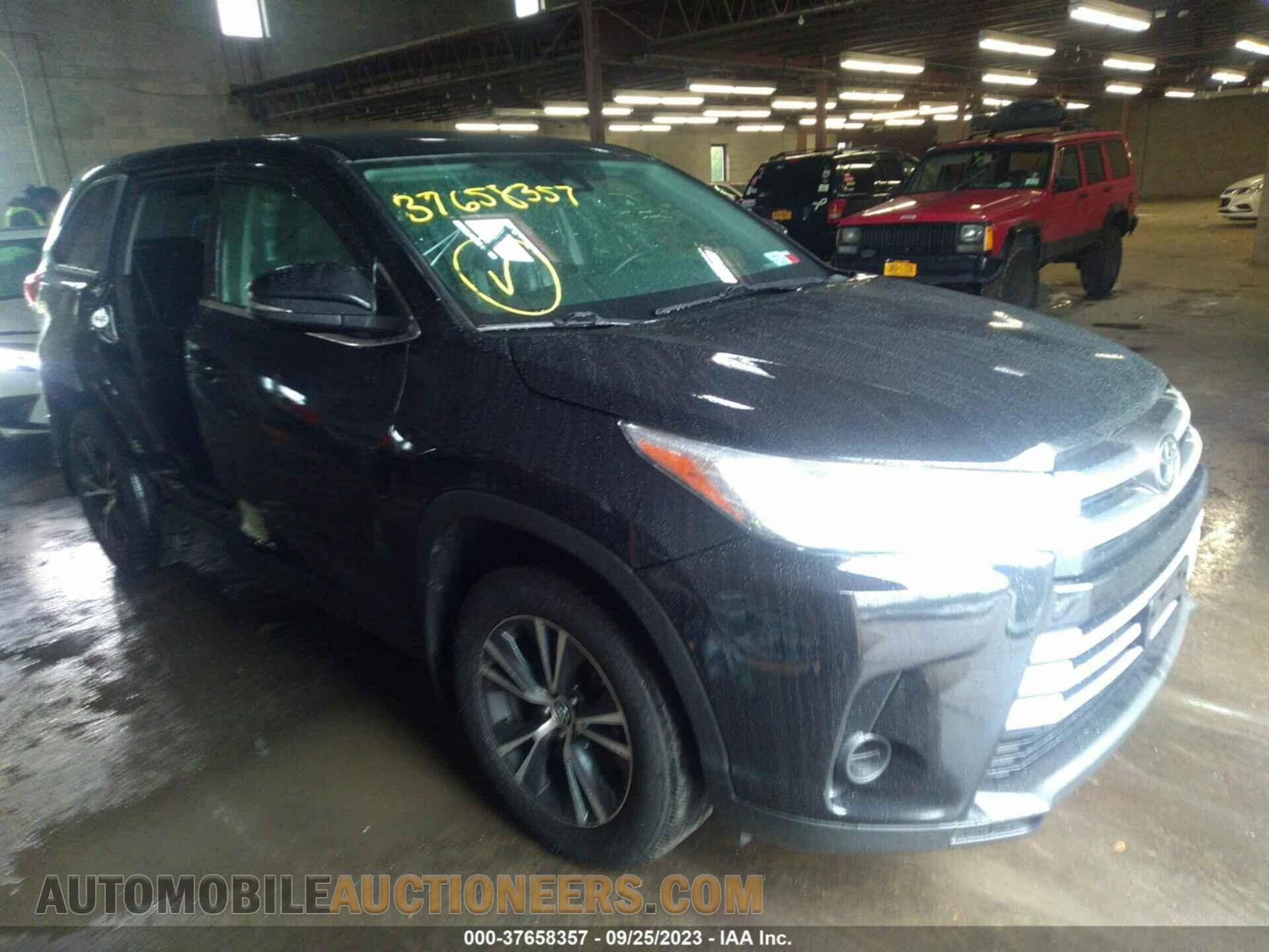 5TDBZRFH9JS493191 TOYOTA HIGHLANDER 2018