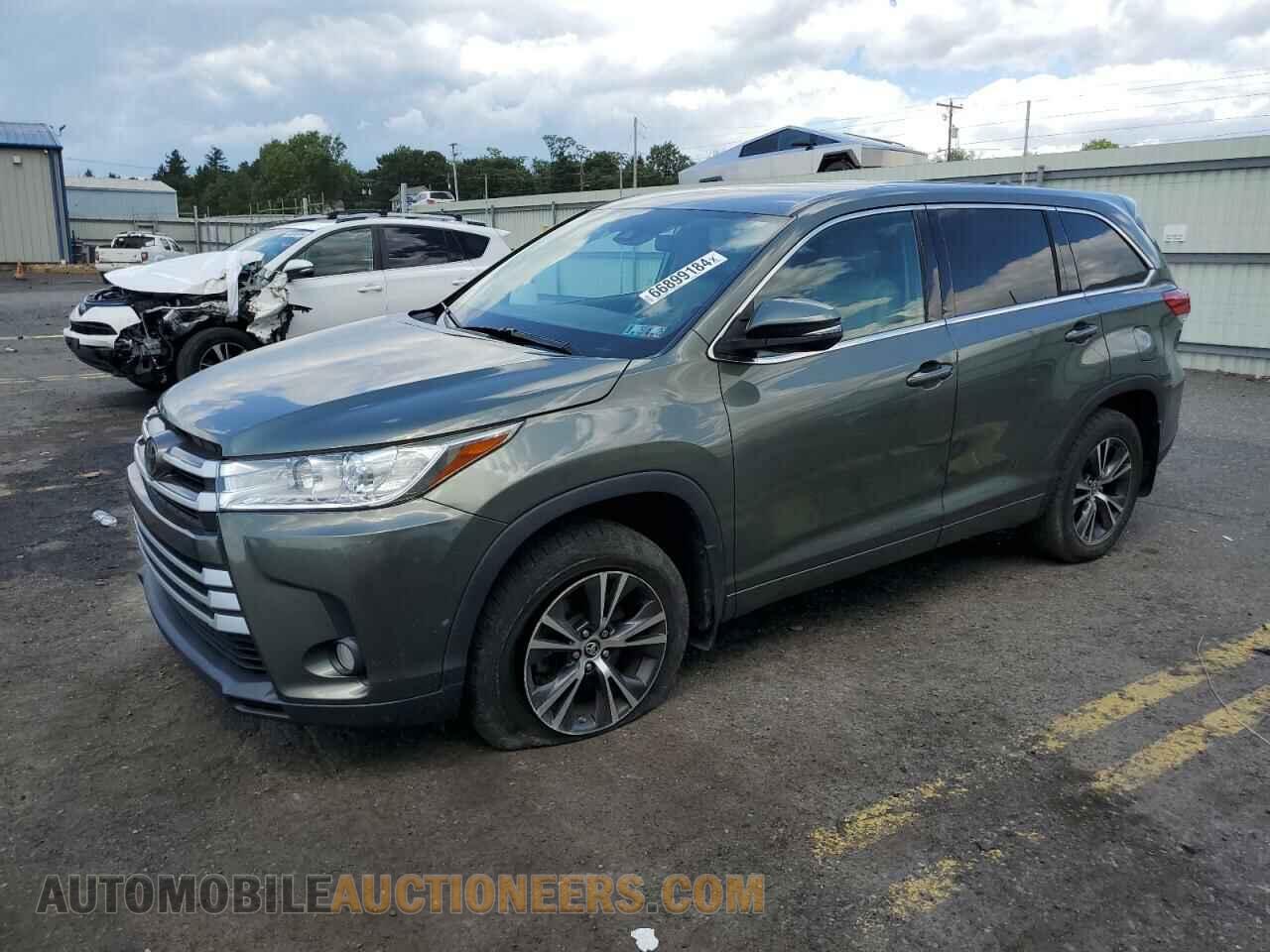 5TDBZRFH9JS821760 TOYOTA HIGHLANDER 2018
