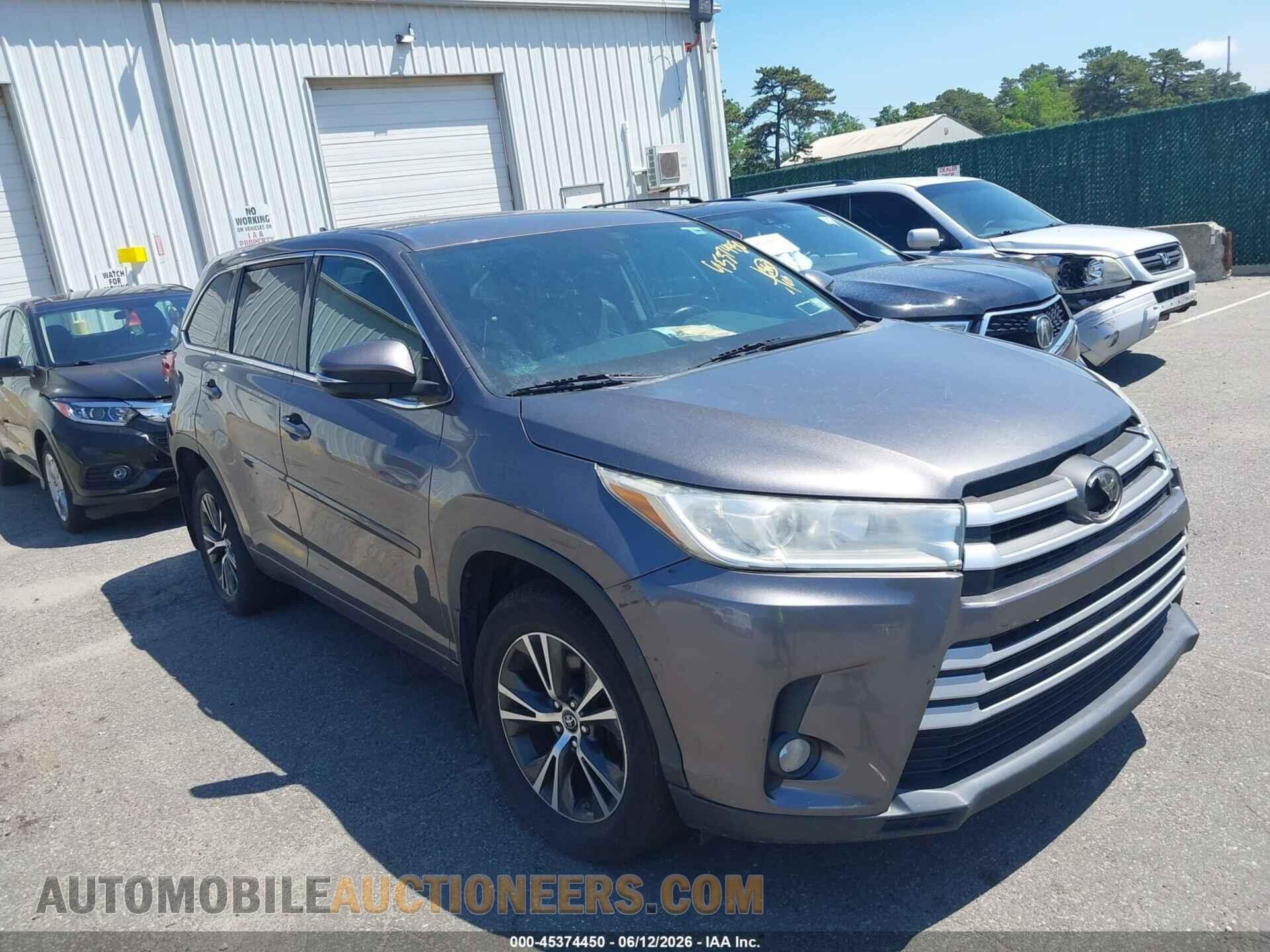 5TDBZRFH9JS865113 TOYOTA HIGHLANDER 2018