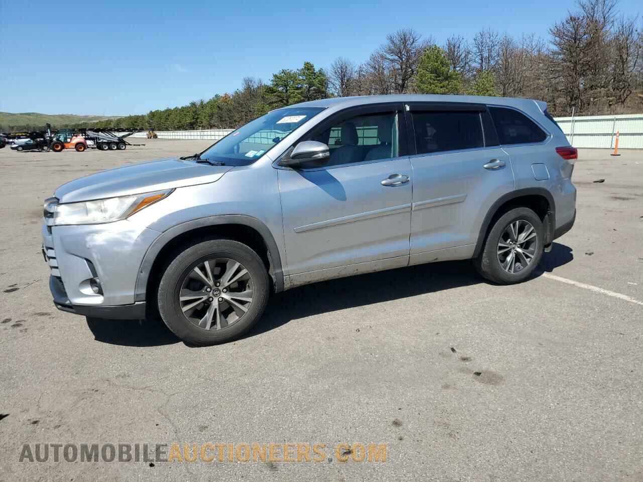 5TDBZRFH9JS870960 TOYOTA HIGHLANDER 2018